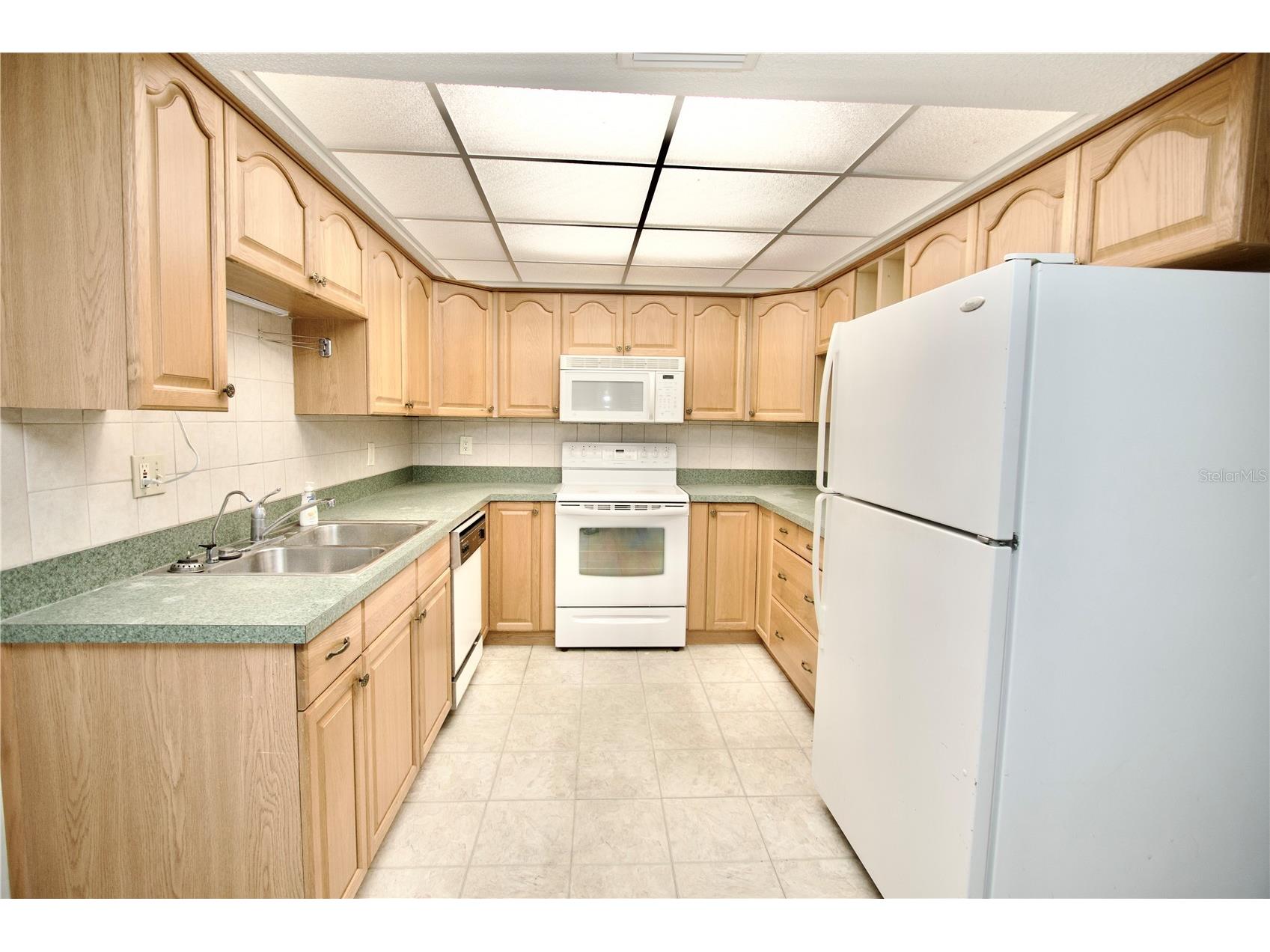 2101 Sunset Point Road #702 Clearwater FL 33765 W7884672 image7