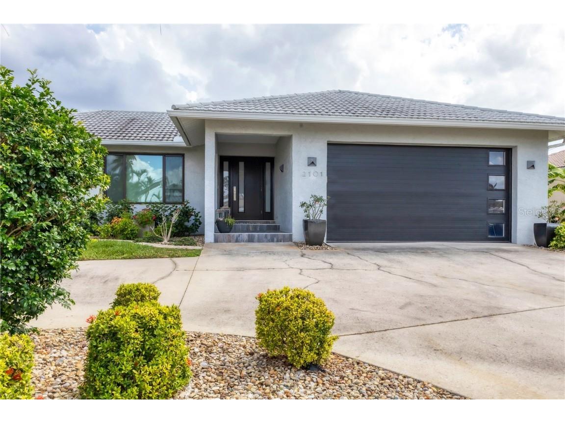 2101 Via Venice Punta Gorda FL 33950 C7508313 image1