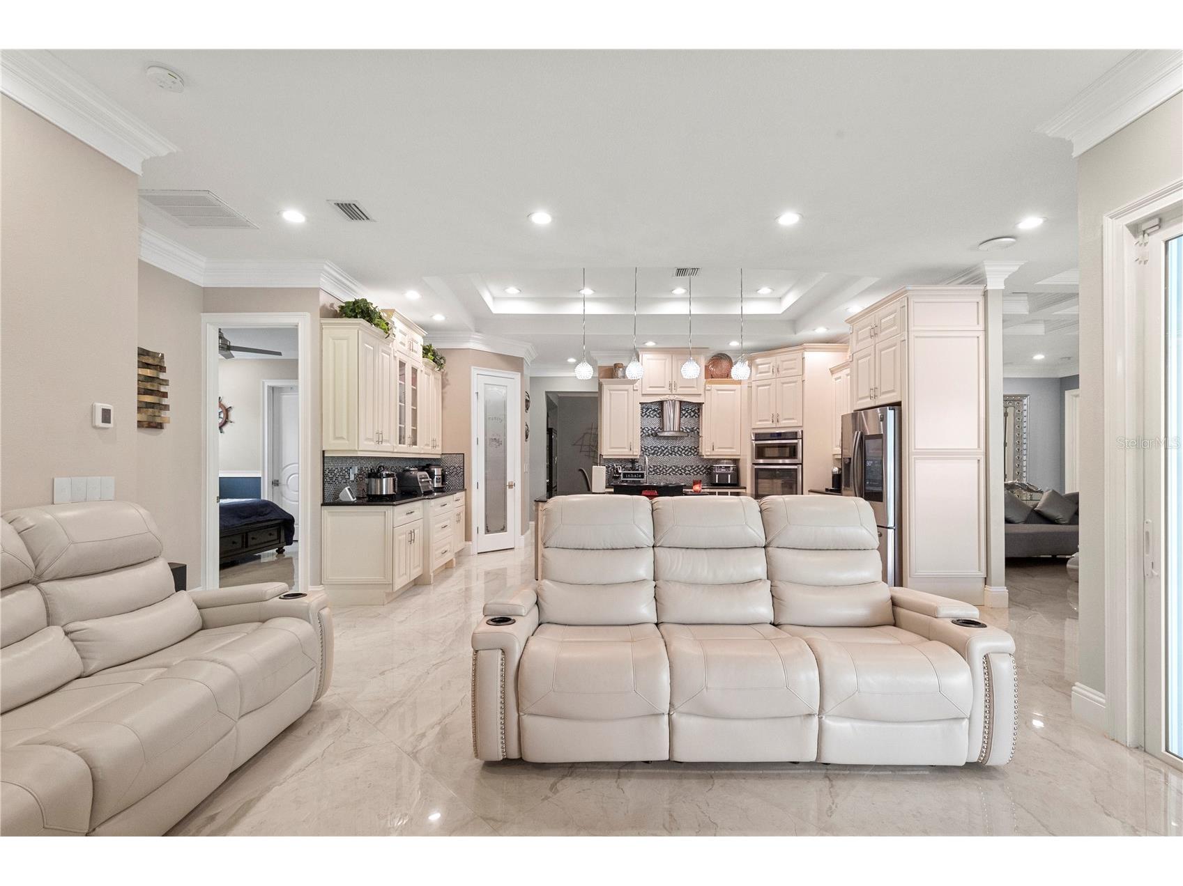 2101 W Bearss Avenue Tampa FL 33618 TB8525938 image24