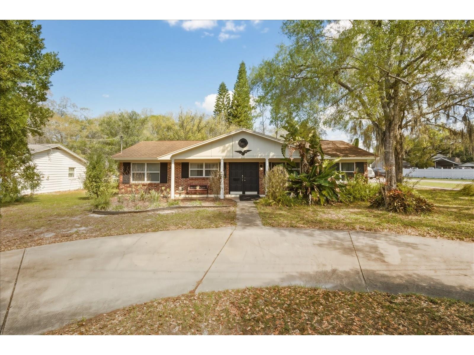 2101 W Kyra Drive Tampa FL 33612 TB8475701 image1