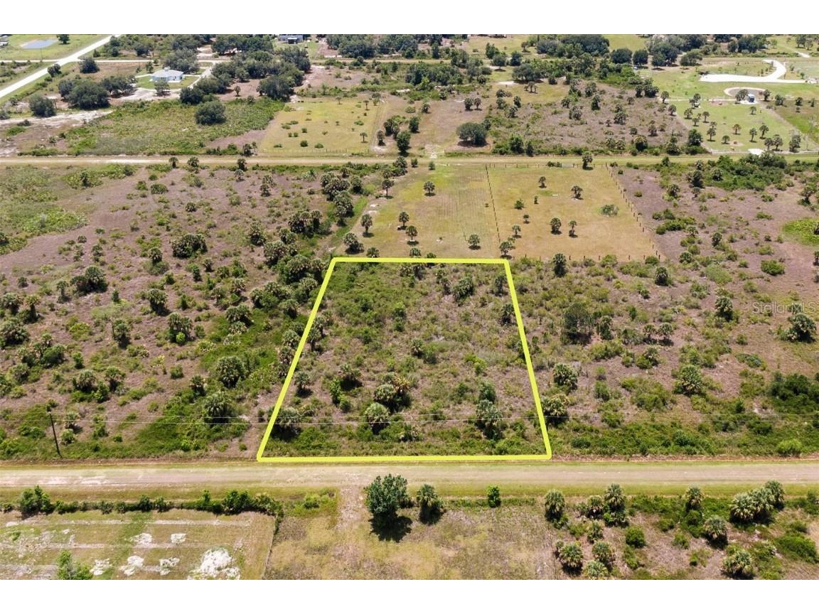 21018 NW 278th Street Okeechobee FL 34972 C7491848 image1