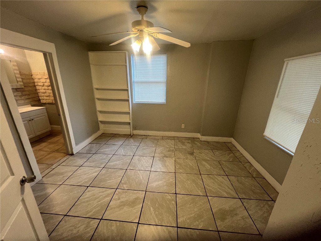 2102 14th Street S Saint Petersburg FL 33705 TB8428532 image5