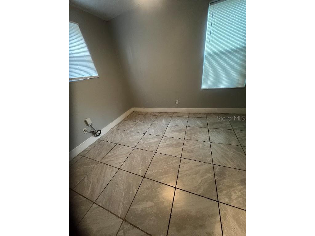 2102 14th Street S Saint Petersburg FL 33705 TB8428532 image8