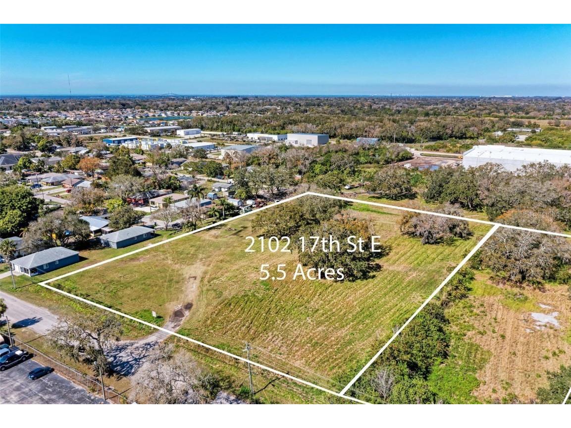 2102 17th Street E Palmetto FL 34221 A4593394 image1