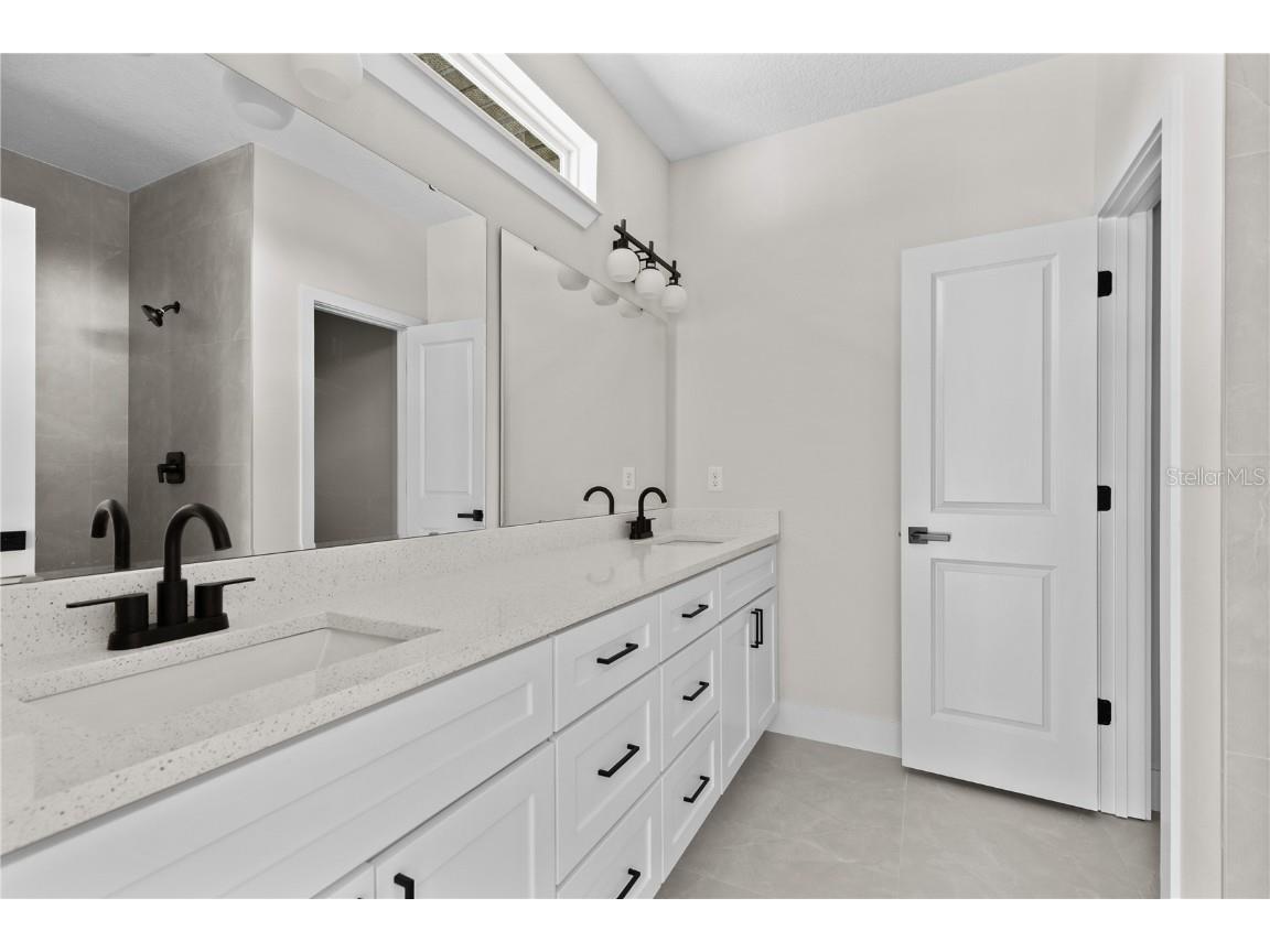 2102 Ashland Boulevard Orlando FL 32808 O6355876 image16