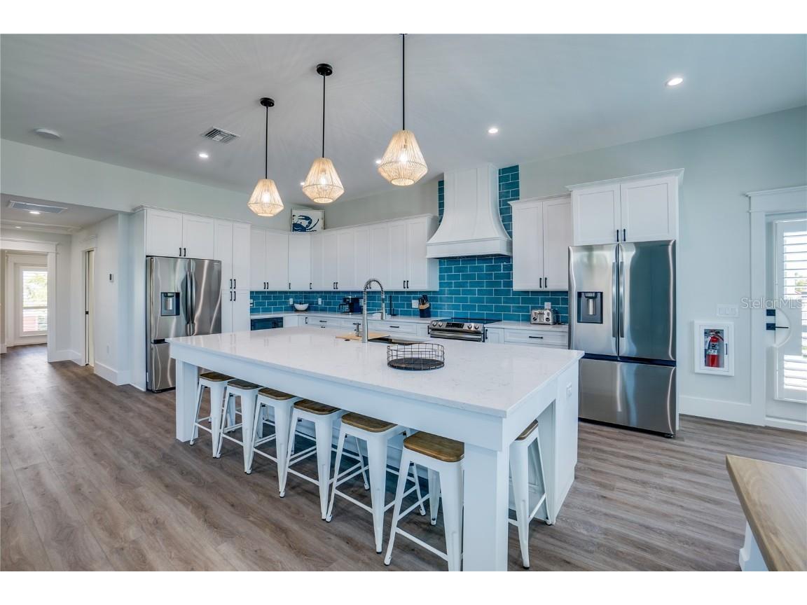 2102 Avenue B Bradenton Beach FL 34217 A4615961 image10