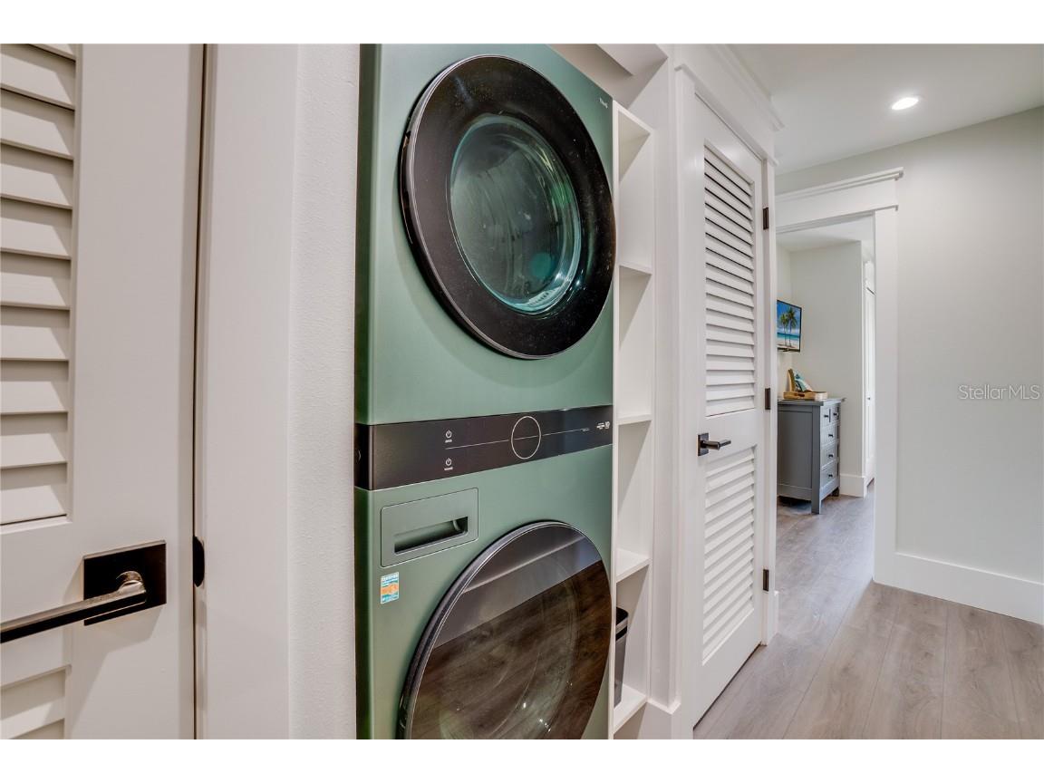 2102 Avenue B Bradenton Beach FL 34217 A4615961 image47