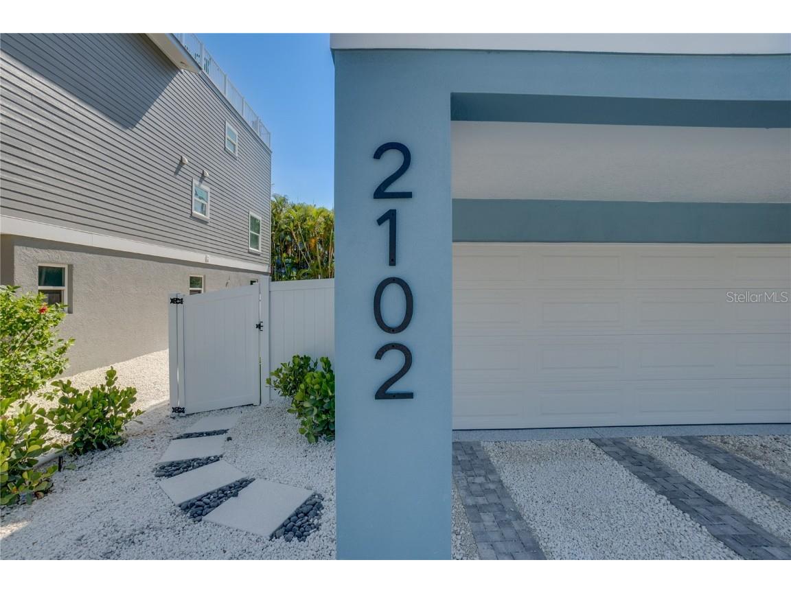 2102 Avenue B Bradenton Beach FL 34217 A4615961 image65