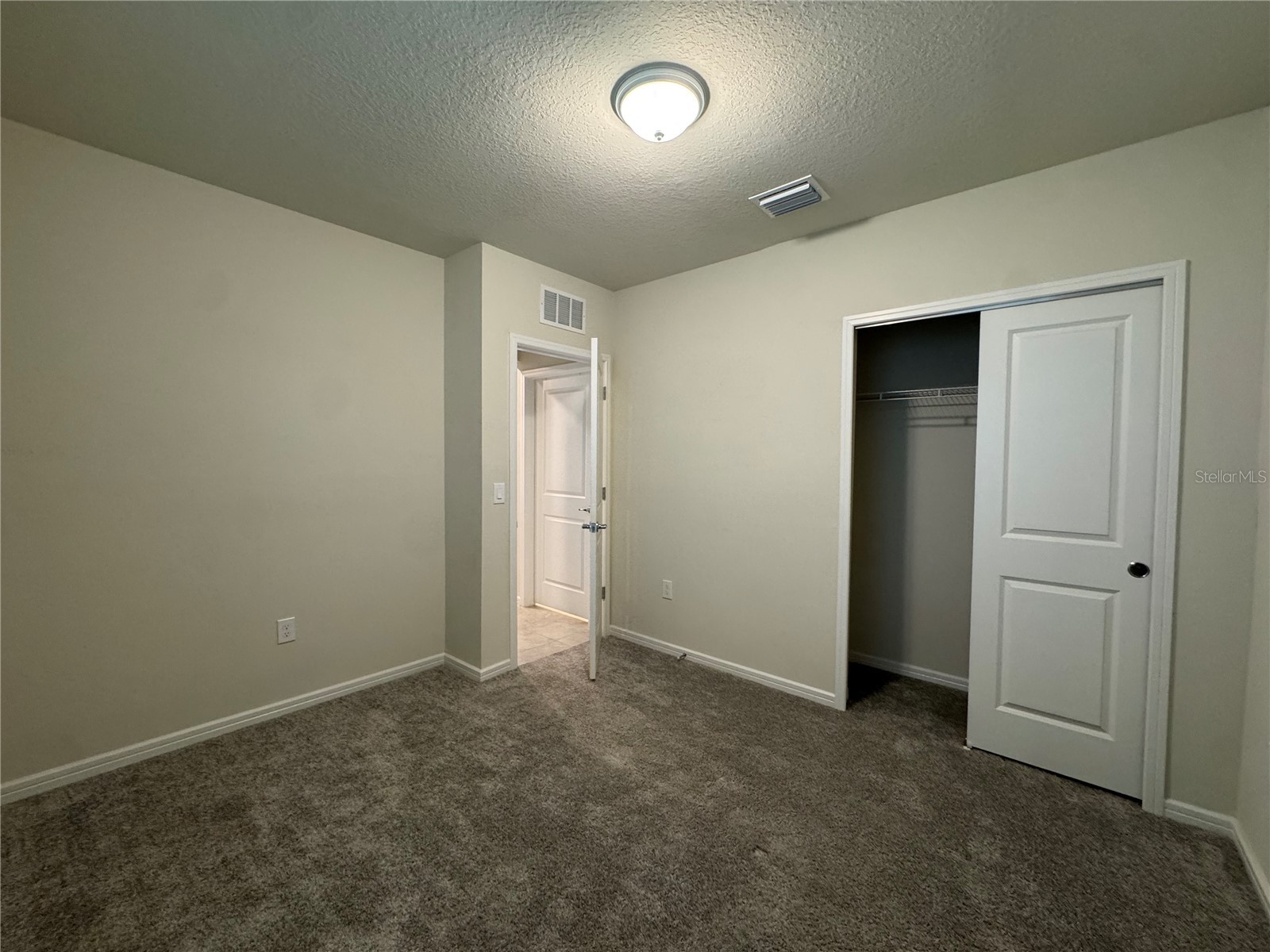 2102 Charming Avenue Davenport FL 33896 O6407175 image9