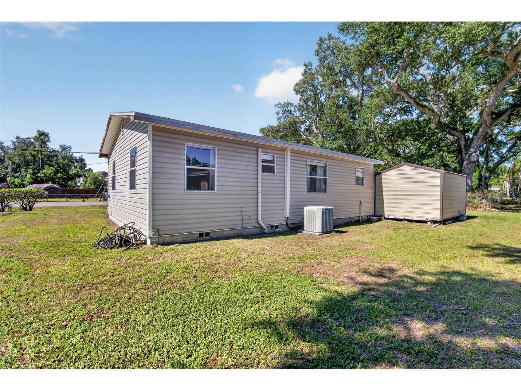 2102 Columbus Drive Brandon FL 33510 TB8505831 image33