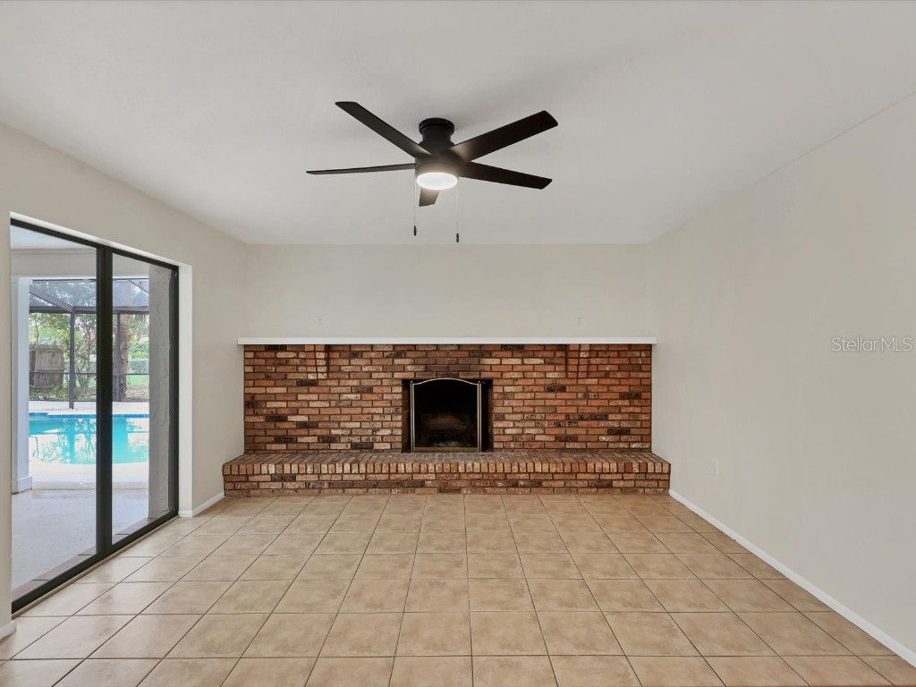 2102 Country Meadows Place Sarasota FL 34235 A4657917 image20