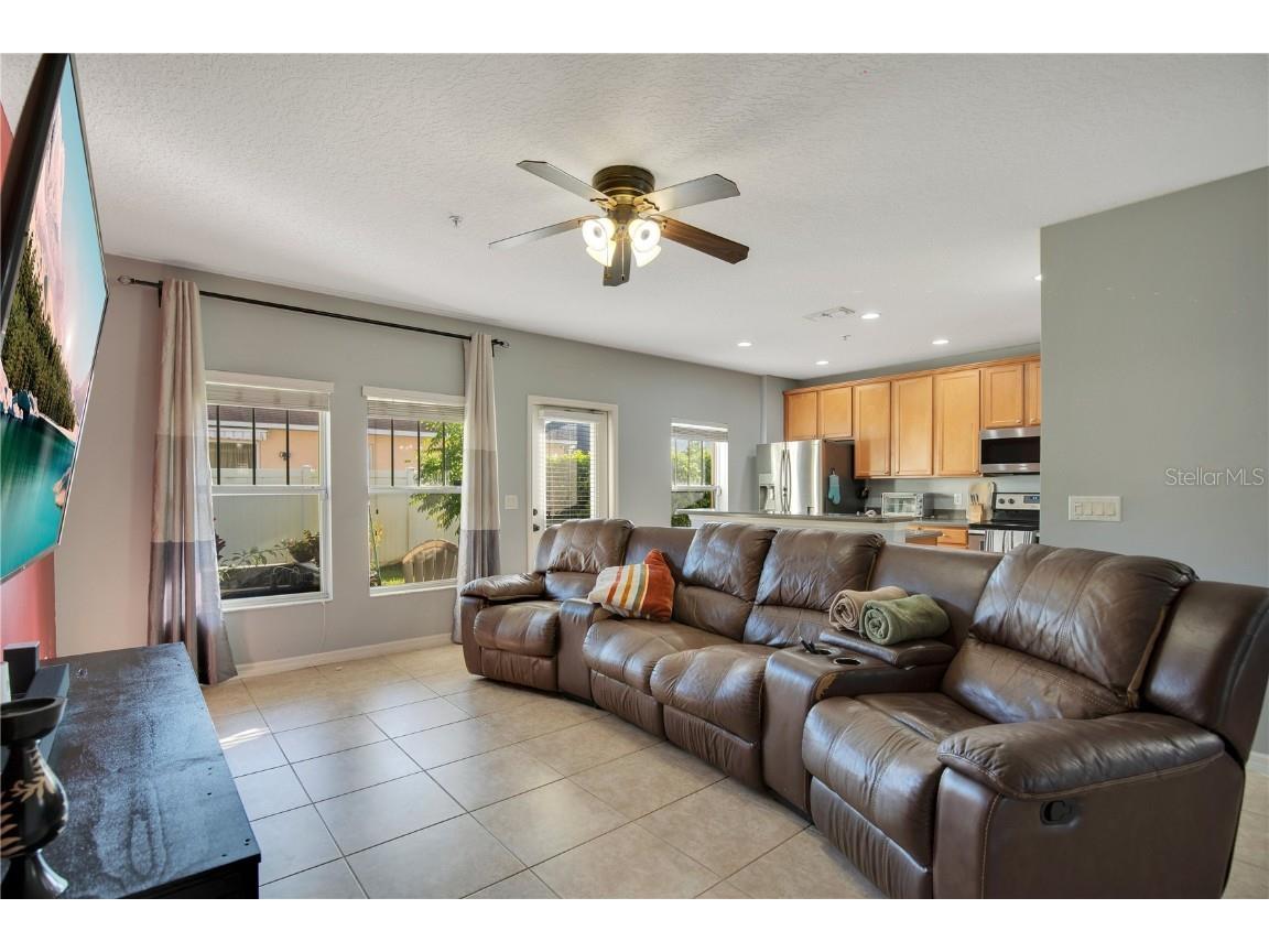 2102 Cypress Bay Boulevard Kissimmee FL 34743 O6251886 image8