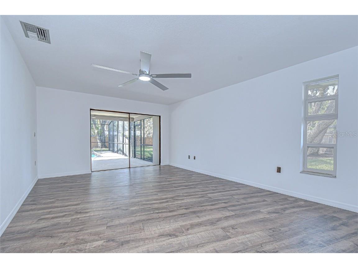 2102 Doefield Court Valrico FL 33596 TB8446897 image15