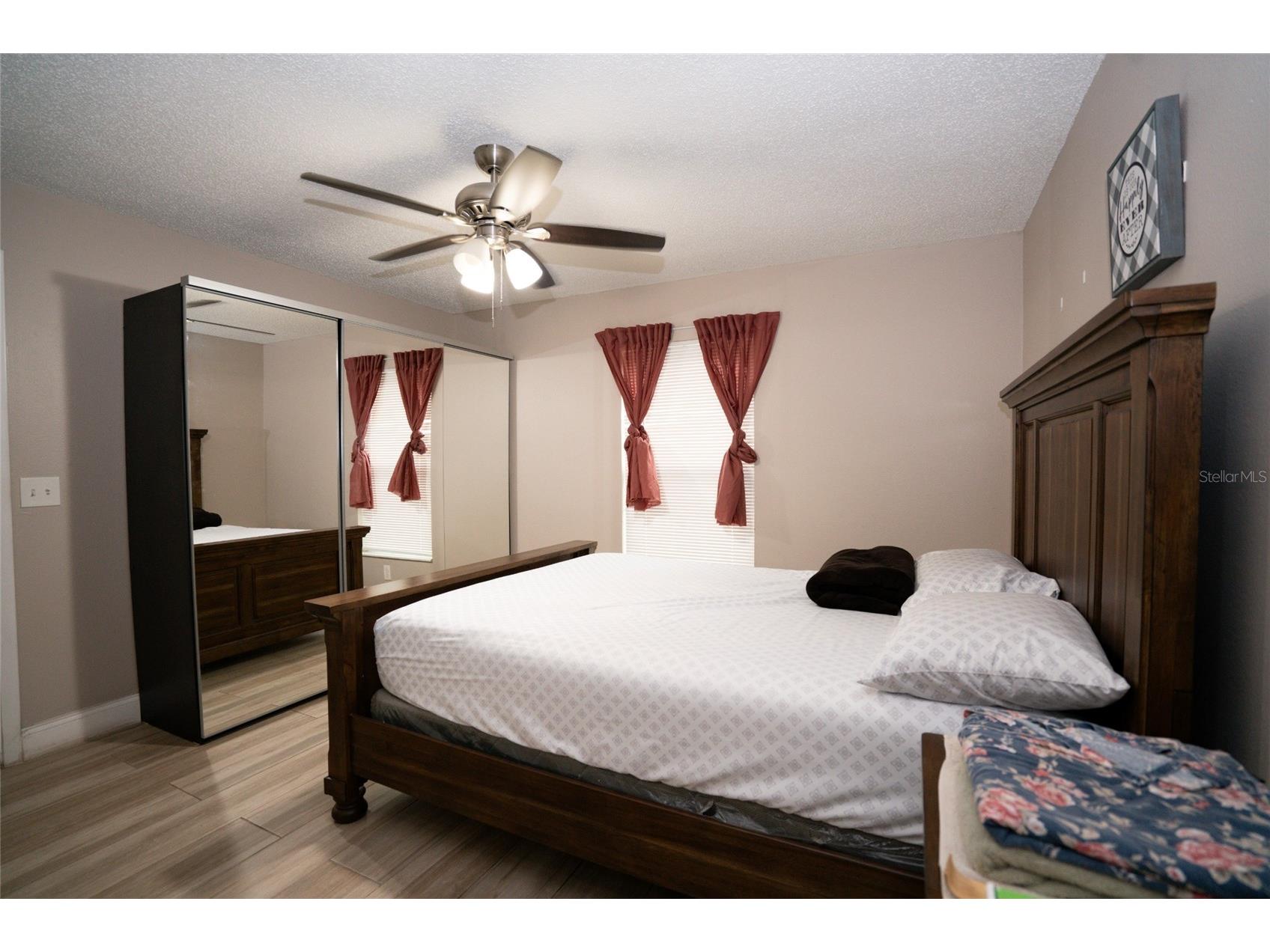 2102 E Frierson Avenue Tampa FL 33610 TB8465038 image11