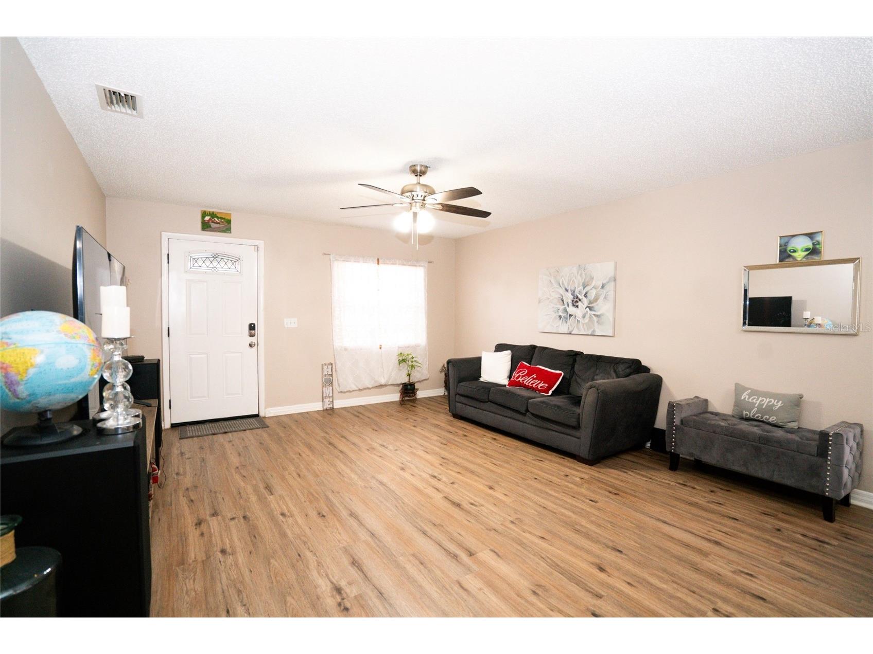 2102 E Frierson Avenue Tampa FL 33610 TB8465038 image3
