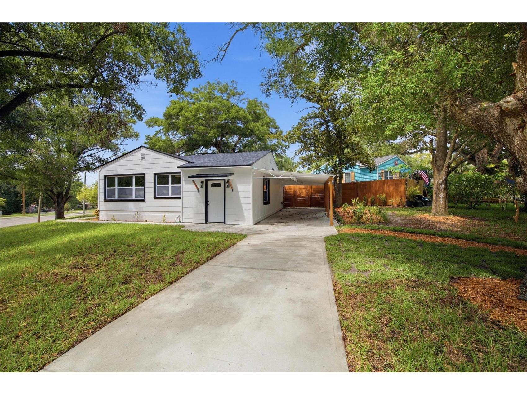 2102 E Howell Street Tampa FL 33610 TB8514784 image1