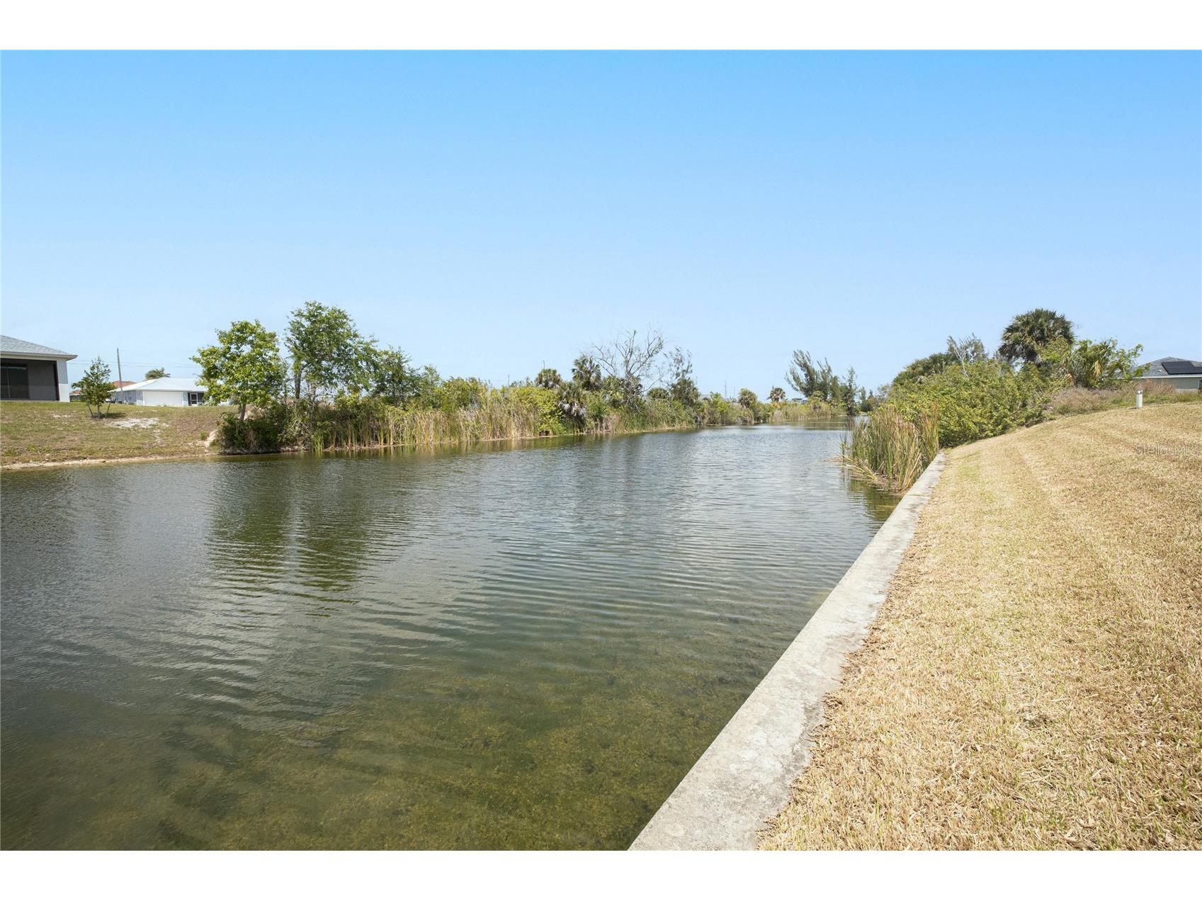 2102 NW 6th Place Cape Coral FL 33993 - LOCH NESS CANAL C7525042 image2