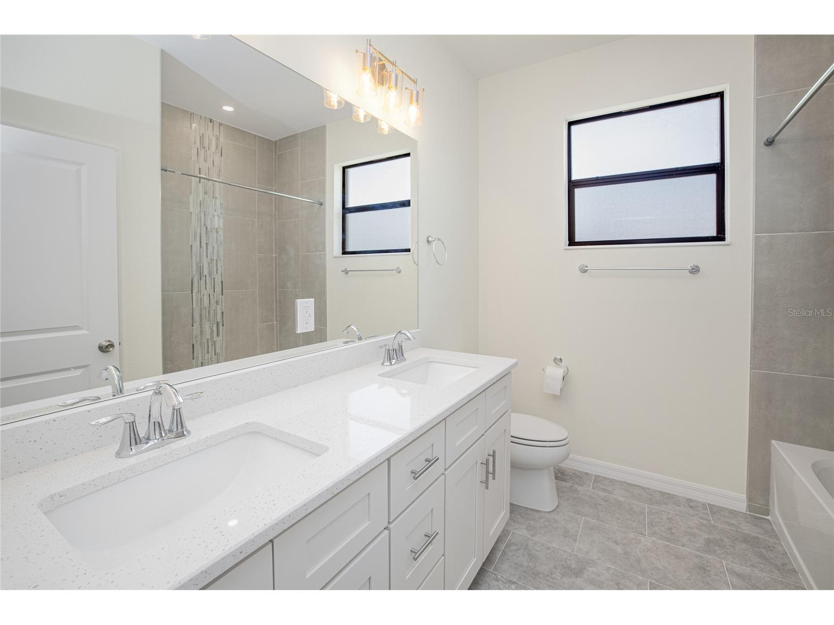 2102 NW 6th Place Cape Coral FL 33993 - LOCH NESS CANAL C7525042 image26