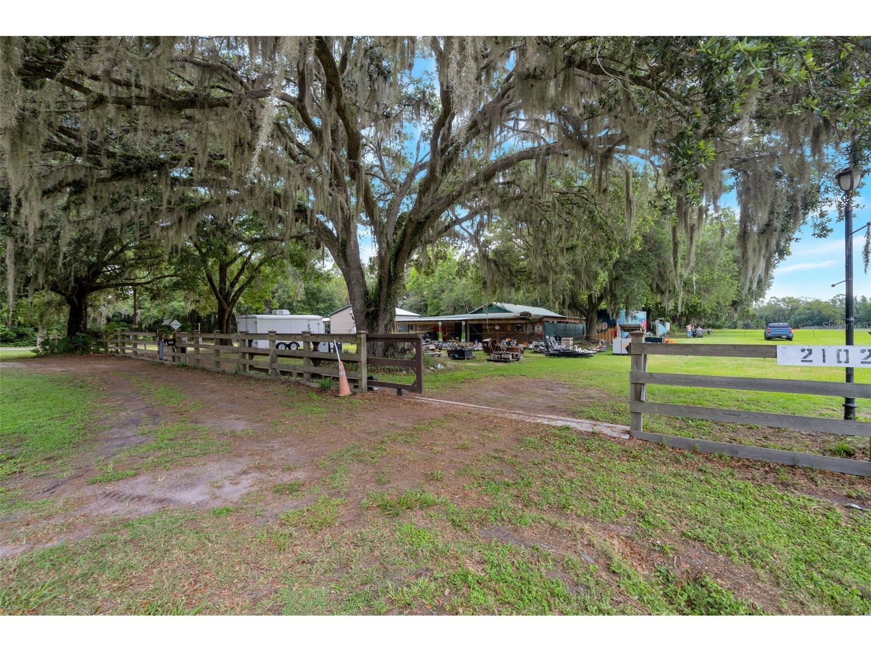 2102 Old Polk City Road Lakeland FL 33809 L4962915 image43