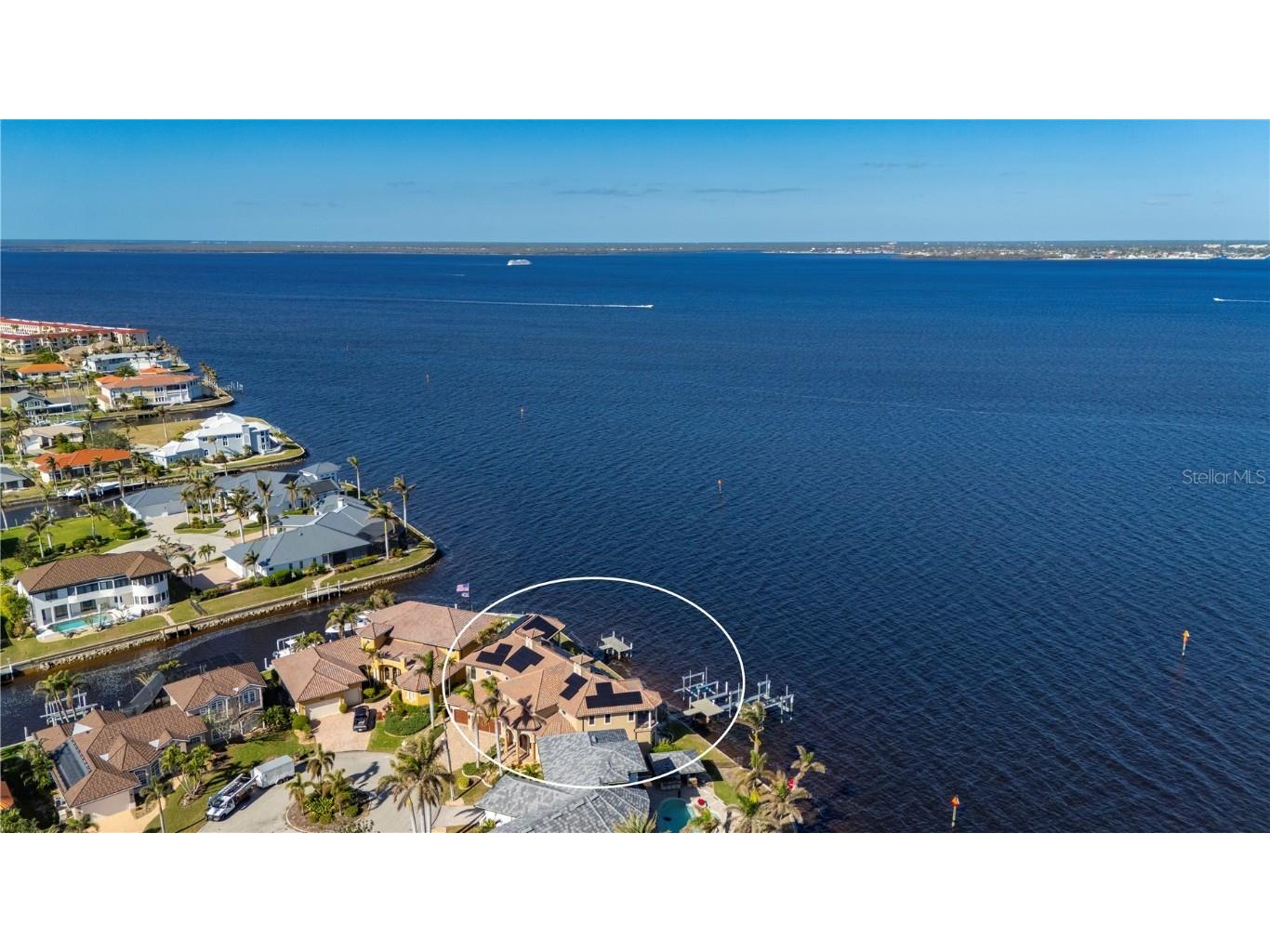 2102 Palm Tree Drive Punta Gorda FL 33950 - CHARLOTTE HARBOR C7501782 image1