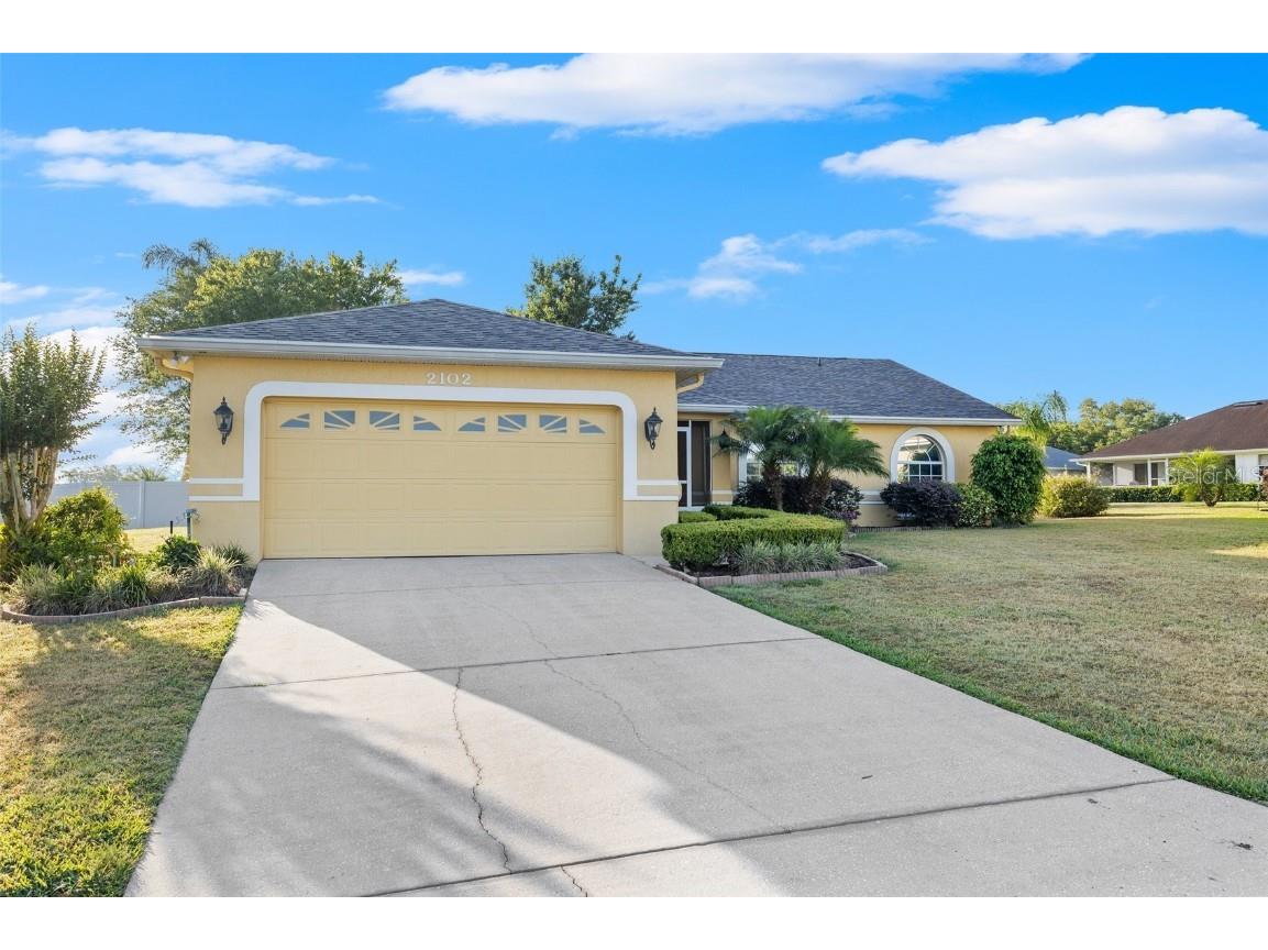 2102 Saxon Lane, Lakeland, FL, 33810 MLS T3523855 Edina Realty
