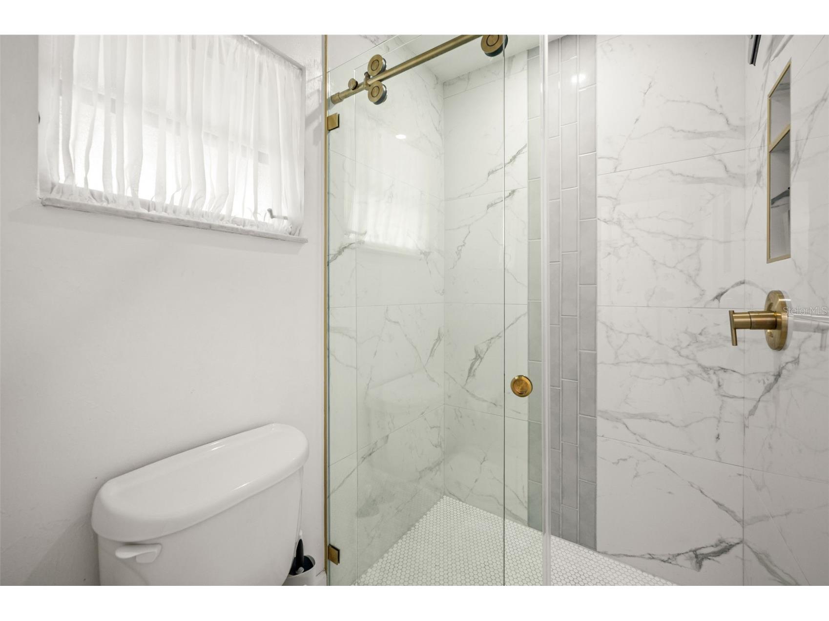 2102 SE 8th Street Cape Coral FL 33990 C7526498 image22