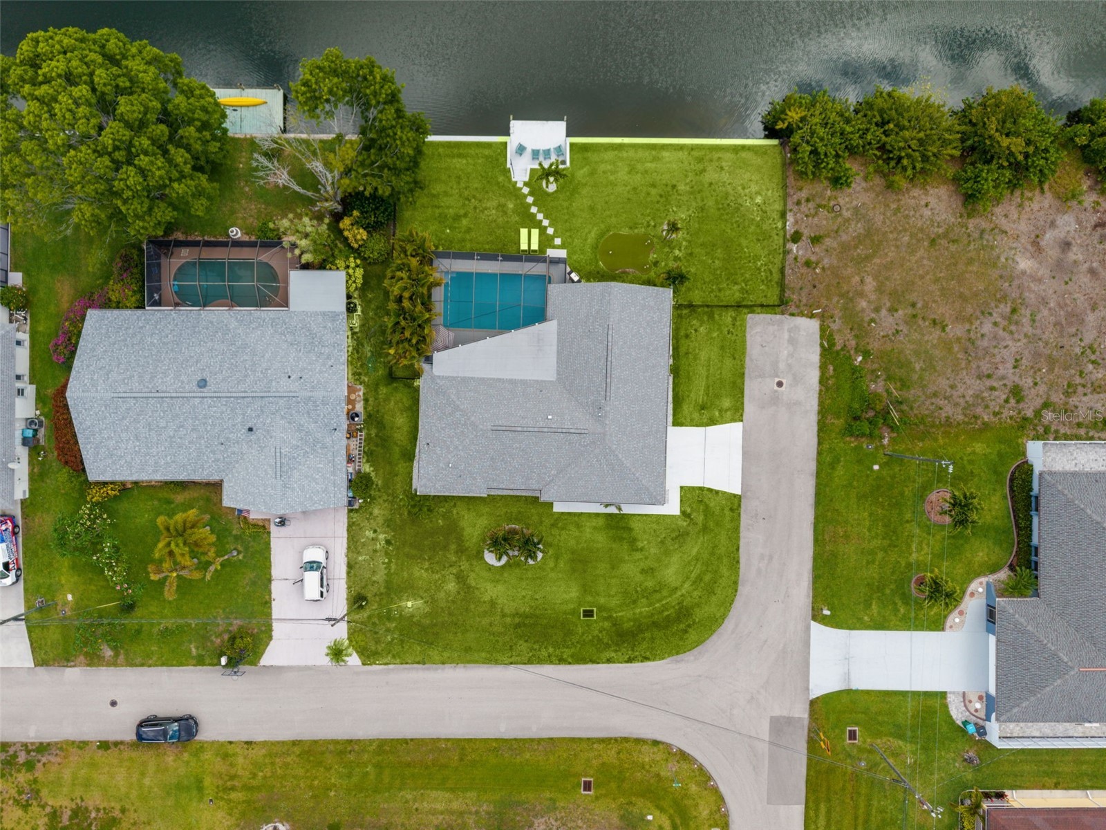 2102 SE 8th Street Cape Coral FL 33990 C7526498 image36