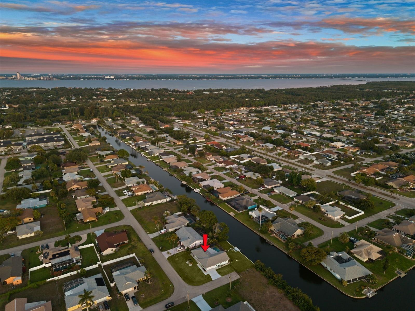 2102 SE 8th Street Cape Coral FL 33990 C7526498 image40