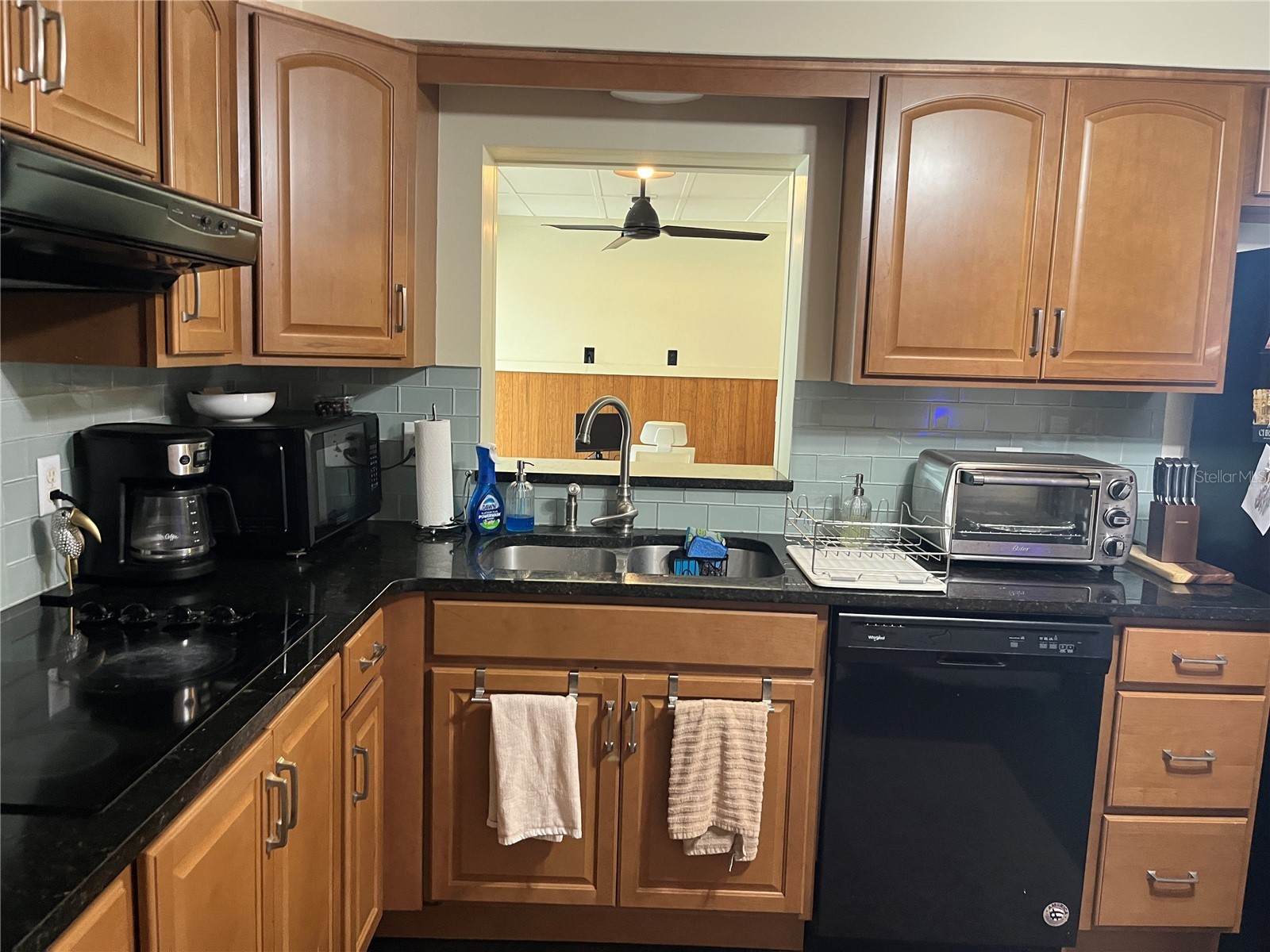 2102 Shaffer Place Orlando FL 32806 O6396087 image16