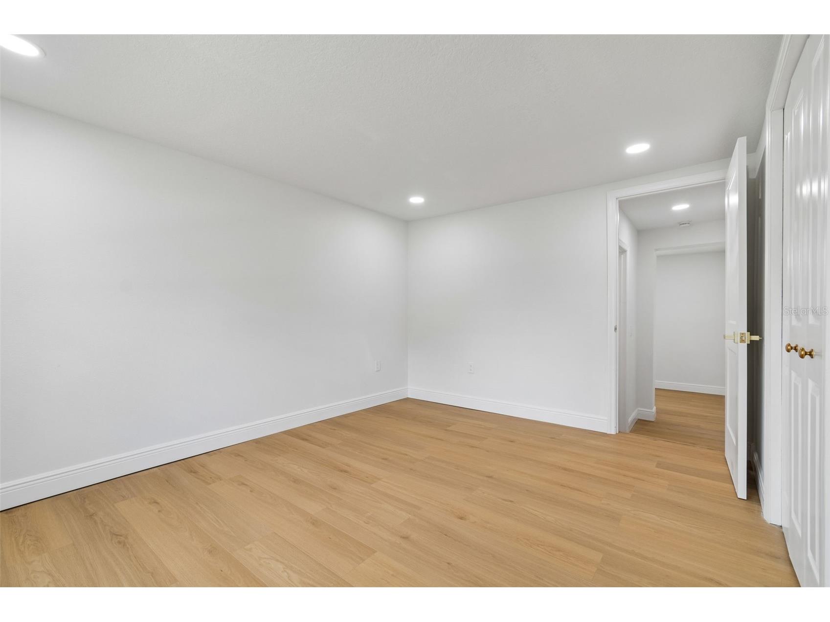 2102 W Ferris Avenue Tampa FL 33603 TB8519730 image29