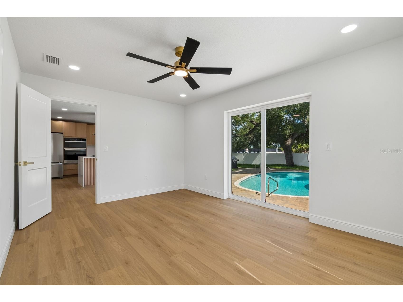 2102 W Ferris Avenue Tampa FL 33603 TB8519730 image42