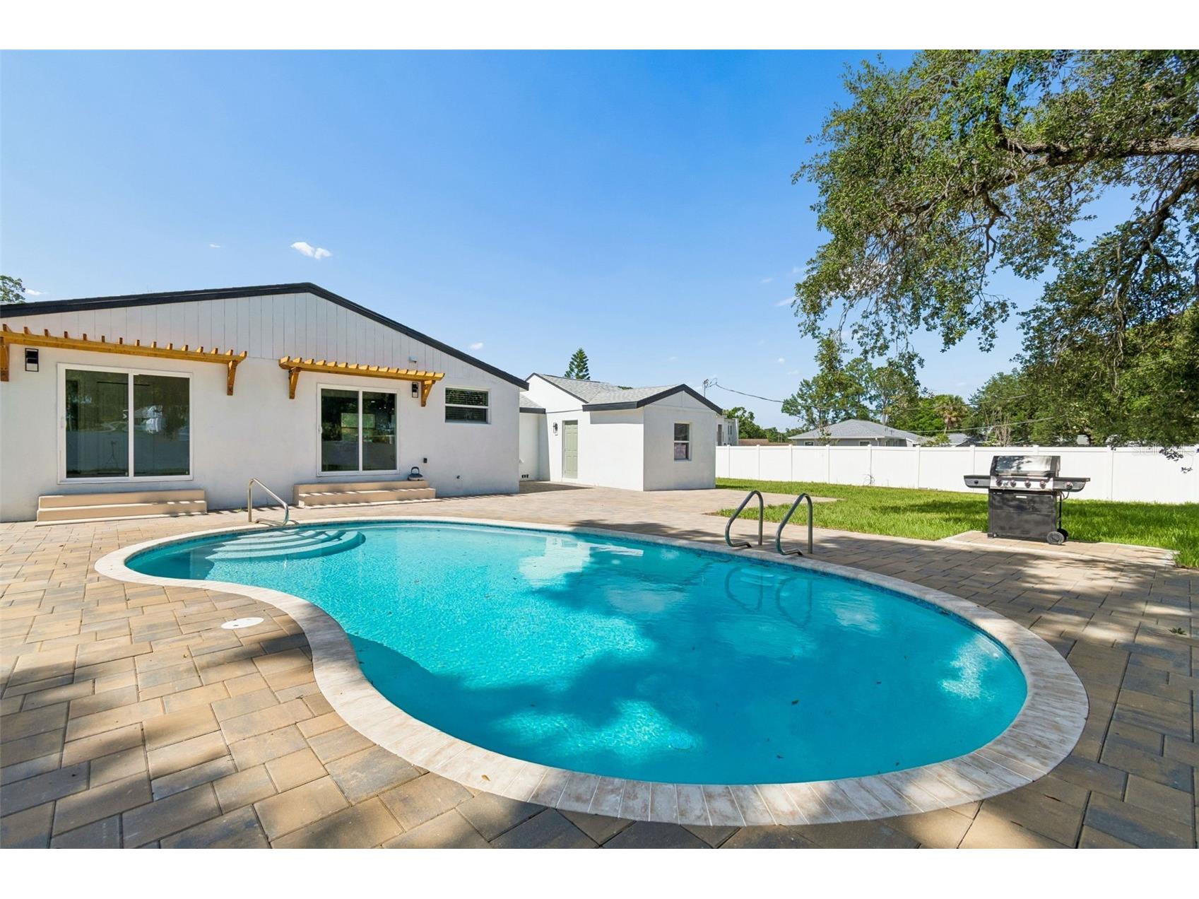 2102 W Ferris Avenue Tampa FL 33603 TB8519730 image64