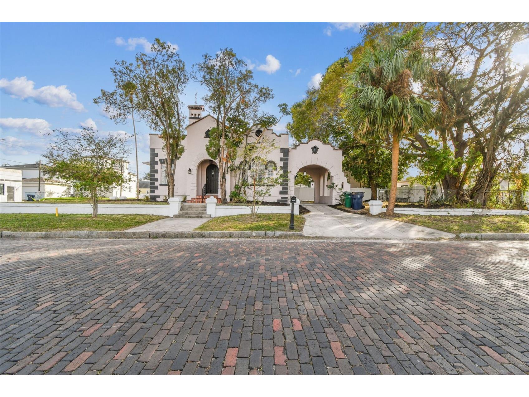 2102 W La Salle Street Tampa FL 33607 TB8518156 image1
