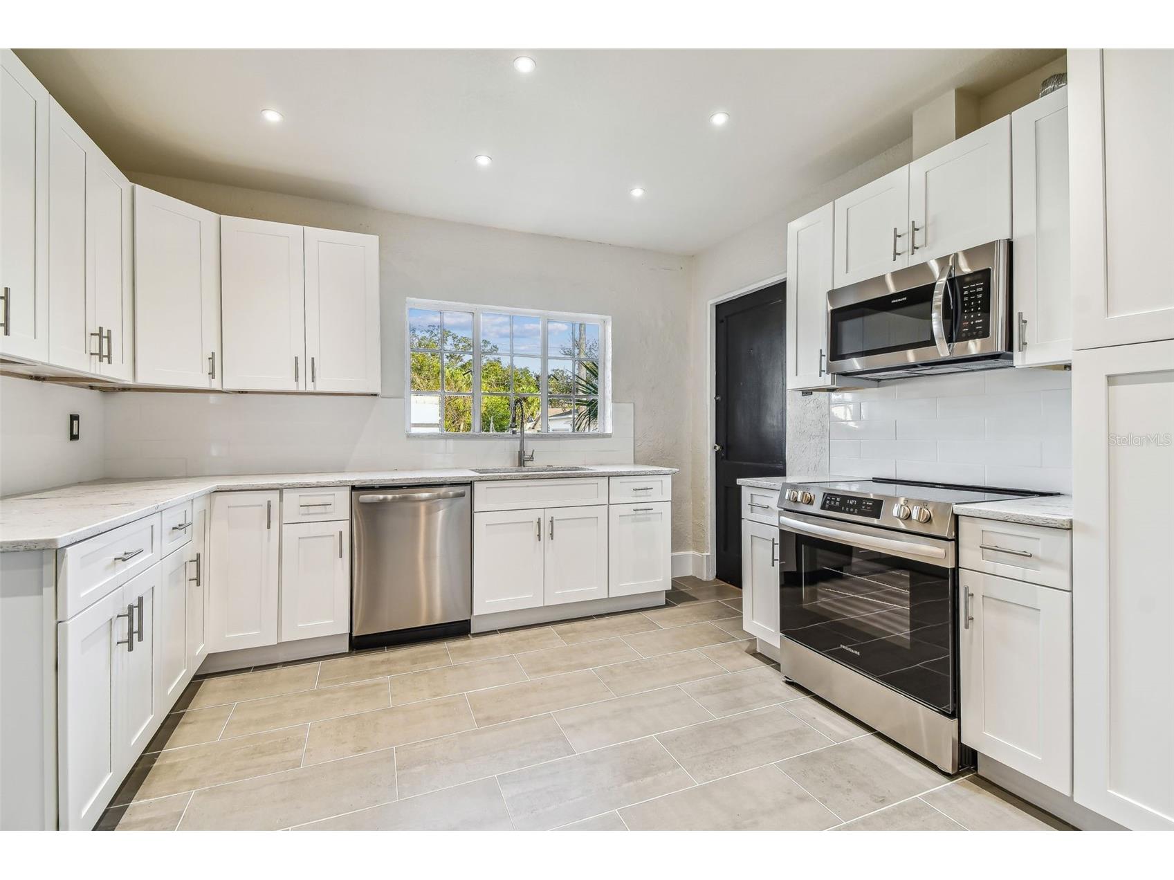 2102 W La Salle Street Tampa FL 33607 TB8518156 image24