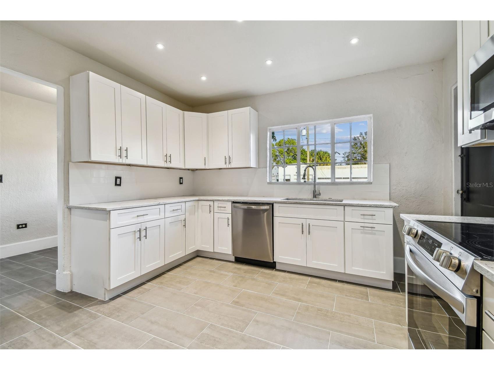 2102 W La Salle Street Tampa FL 33607 TB8518156 image28