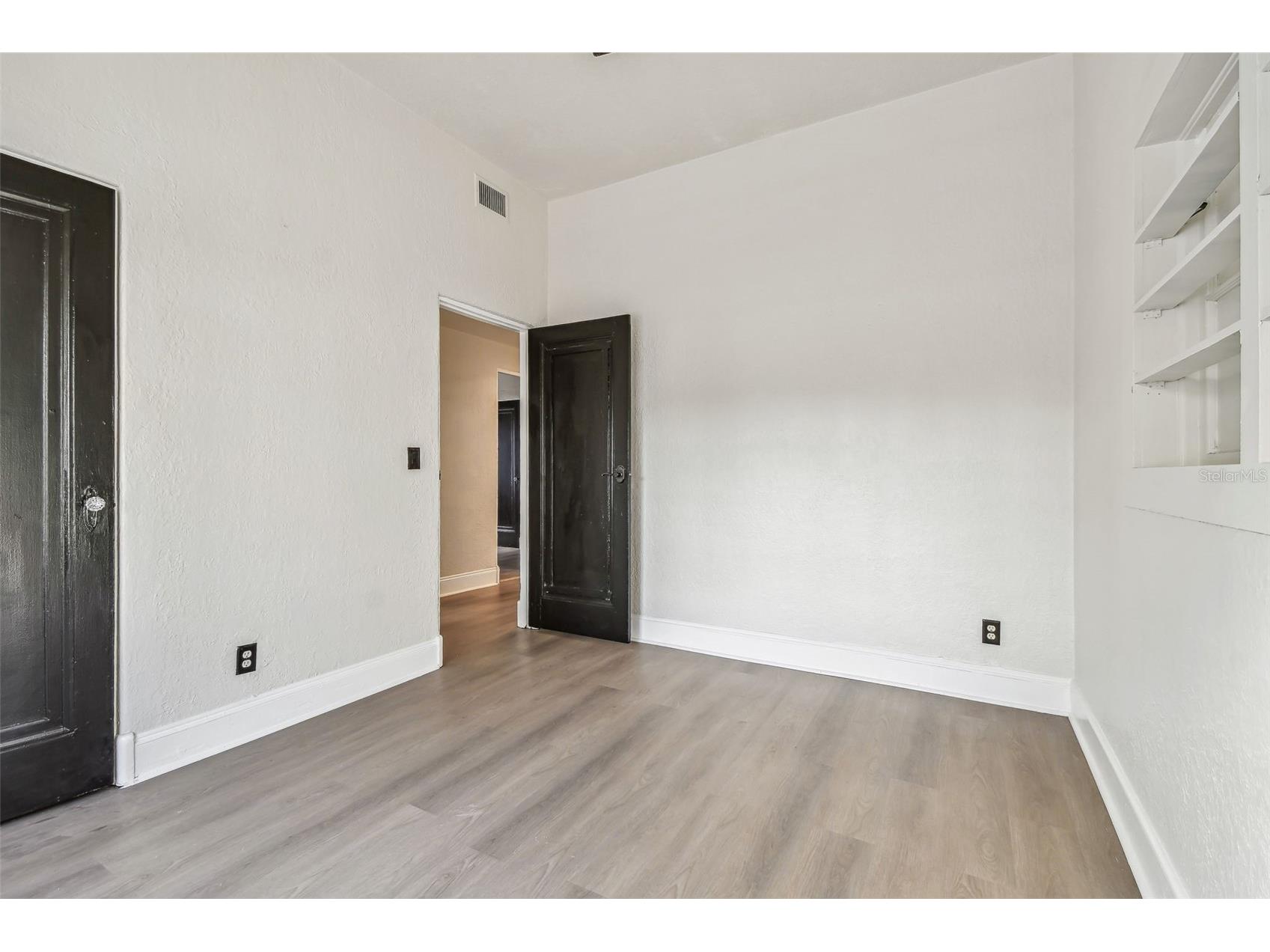 2102 W La Salle Street Tampa FL 33607 TB8518156 image32