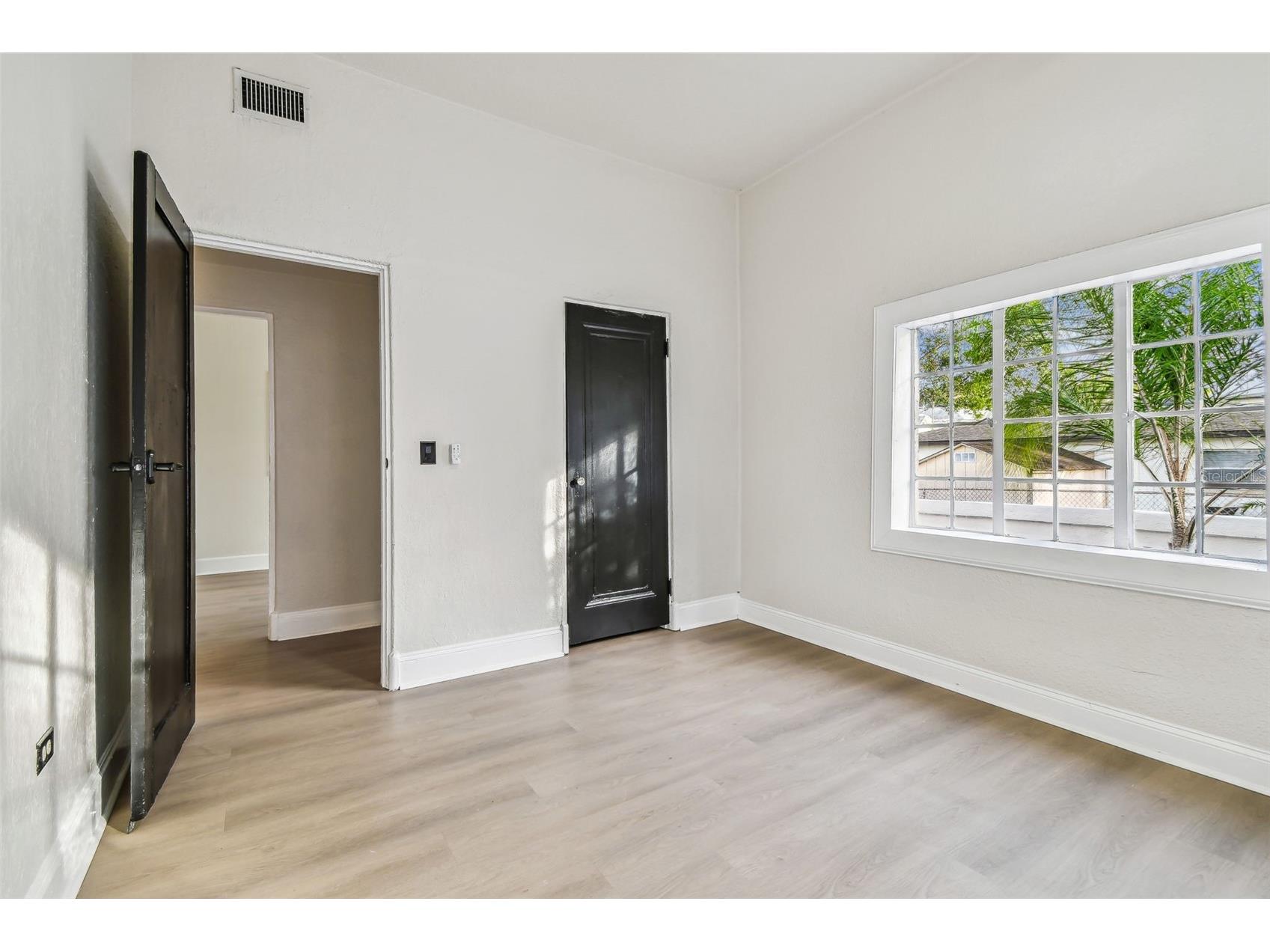 2102 W La Salle Street Tampa FL 33607 TB8518156 image38