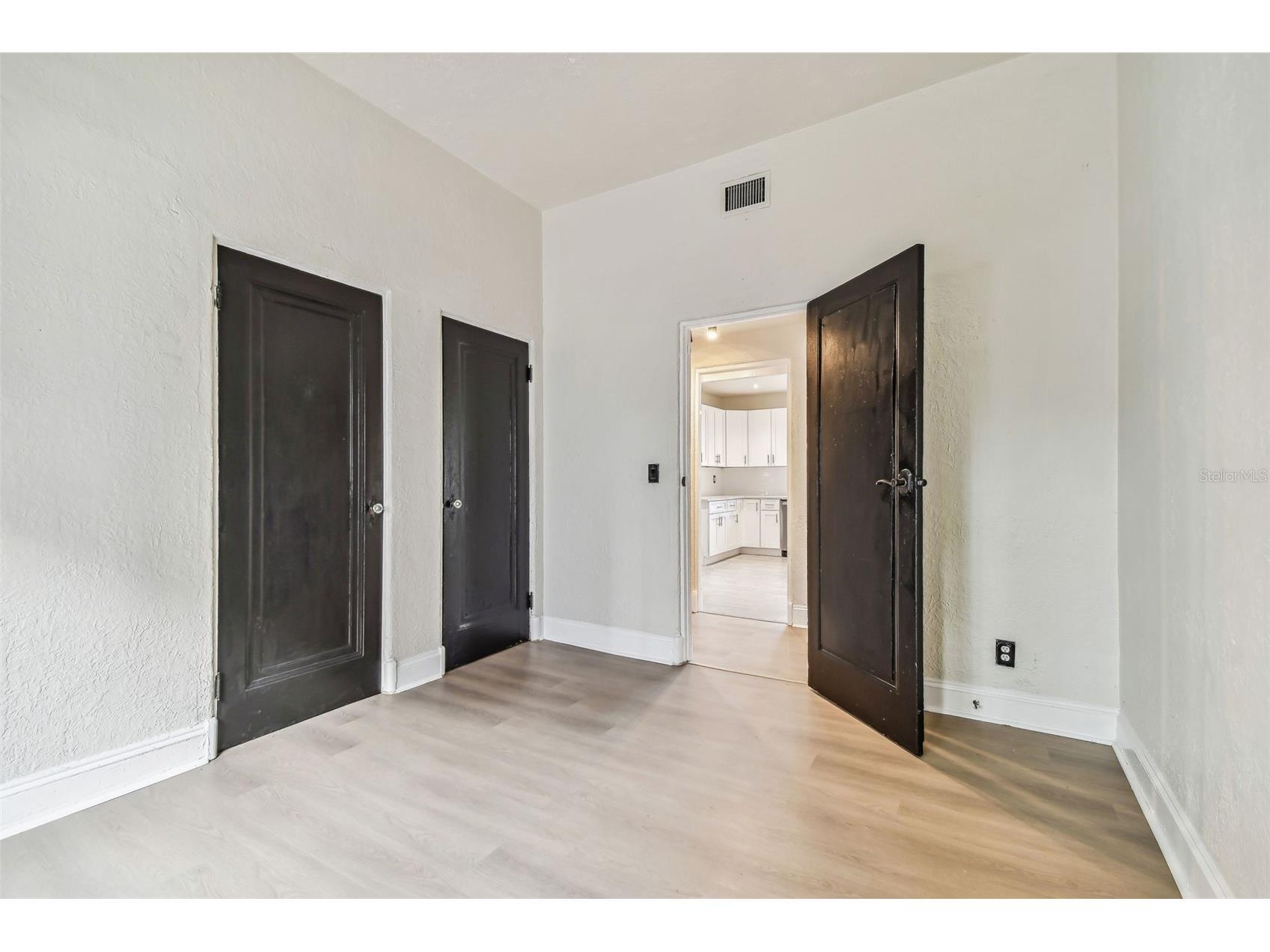 2102 W La Salle Street Tampa FL 33607 TB8518156 image41