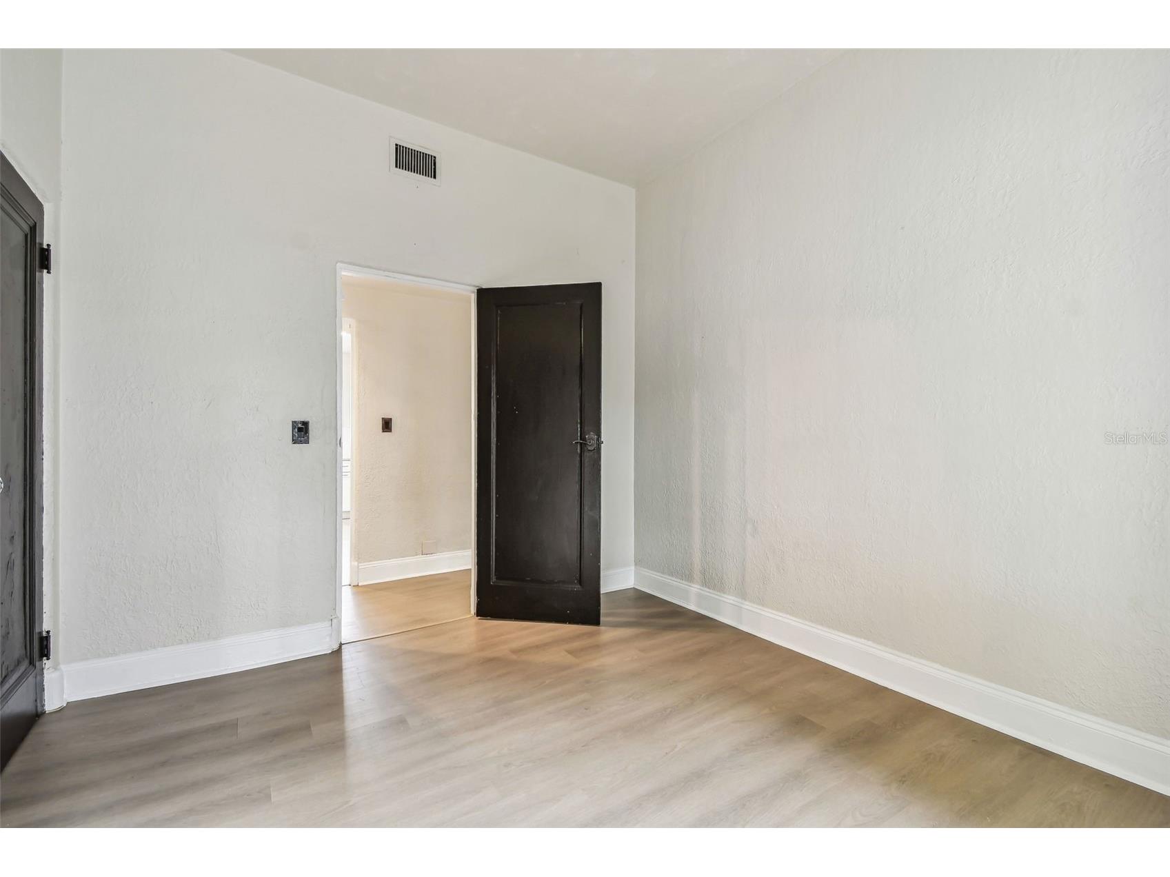2102 W La Salle Street Tampa FL 33607 TB8518156 image42