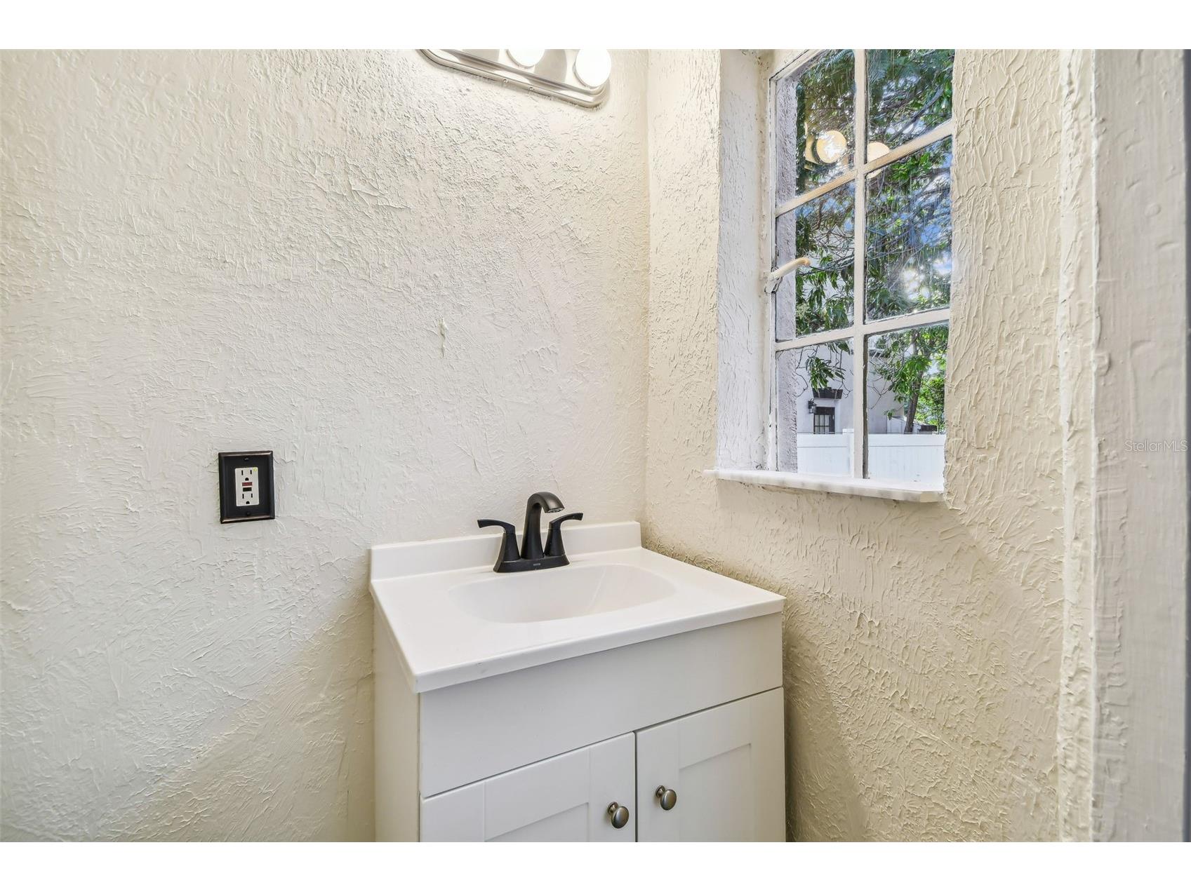 2102 W La Salle Street Tampa FL 33607 TB8518156 image53
