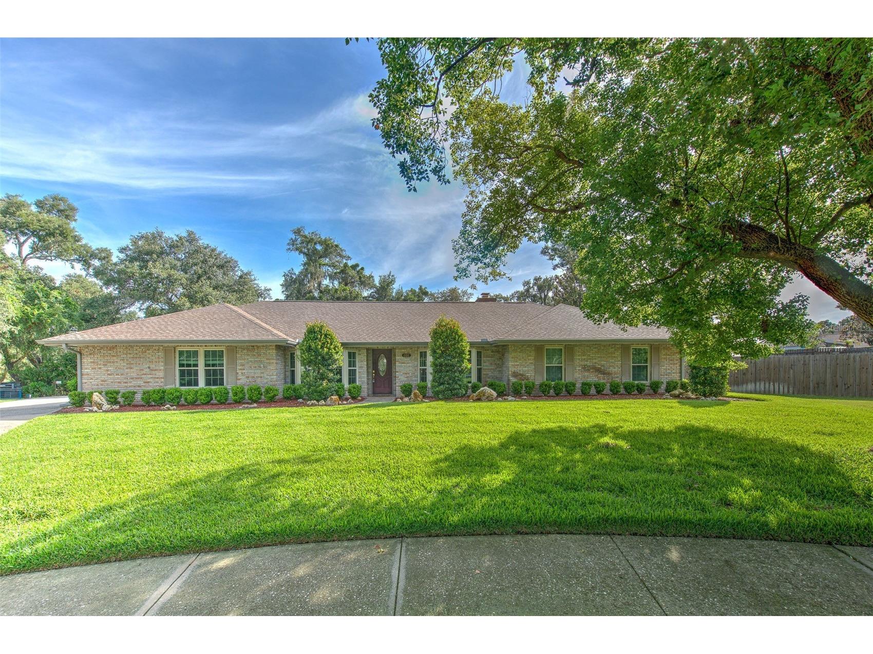 2102 Whitlock Place Dover FL 33527 TB8519690 image1