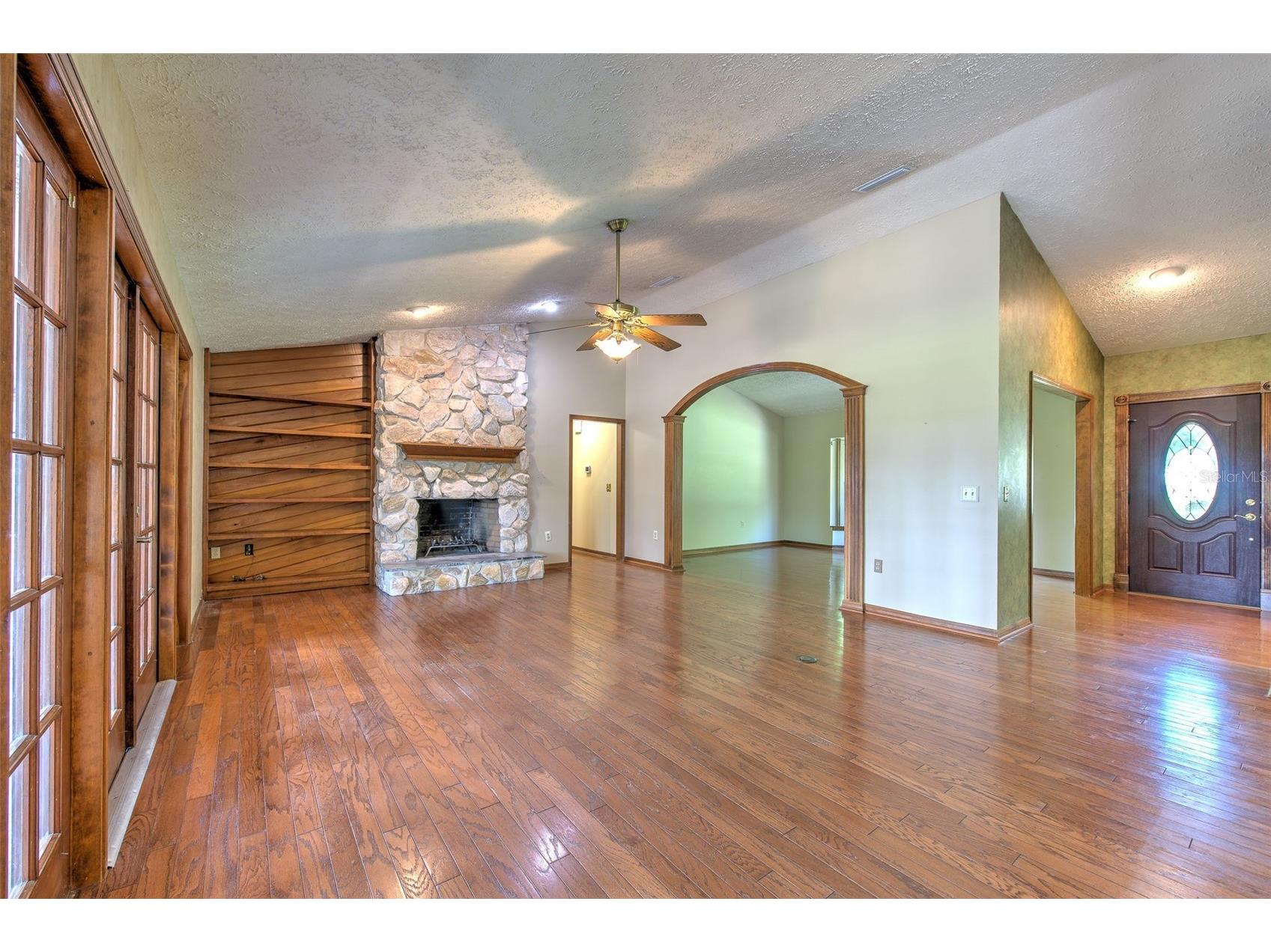 2102 Whitlock Place Dover FL 33527 TB8519690 image10