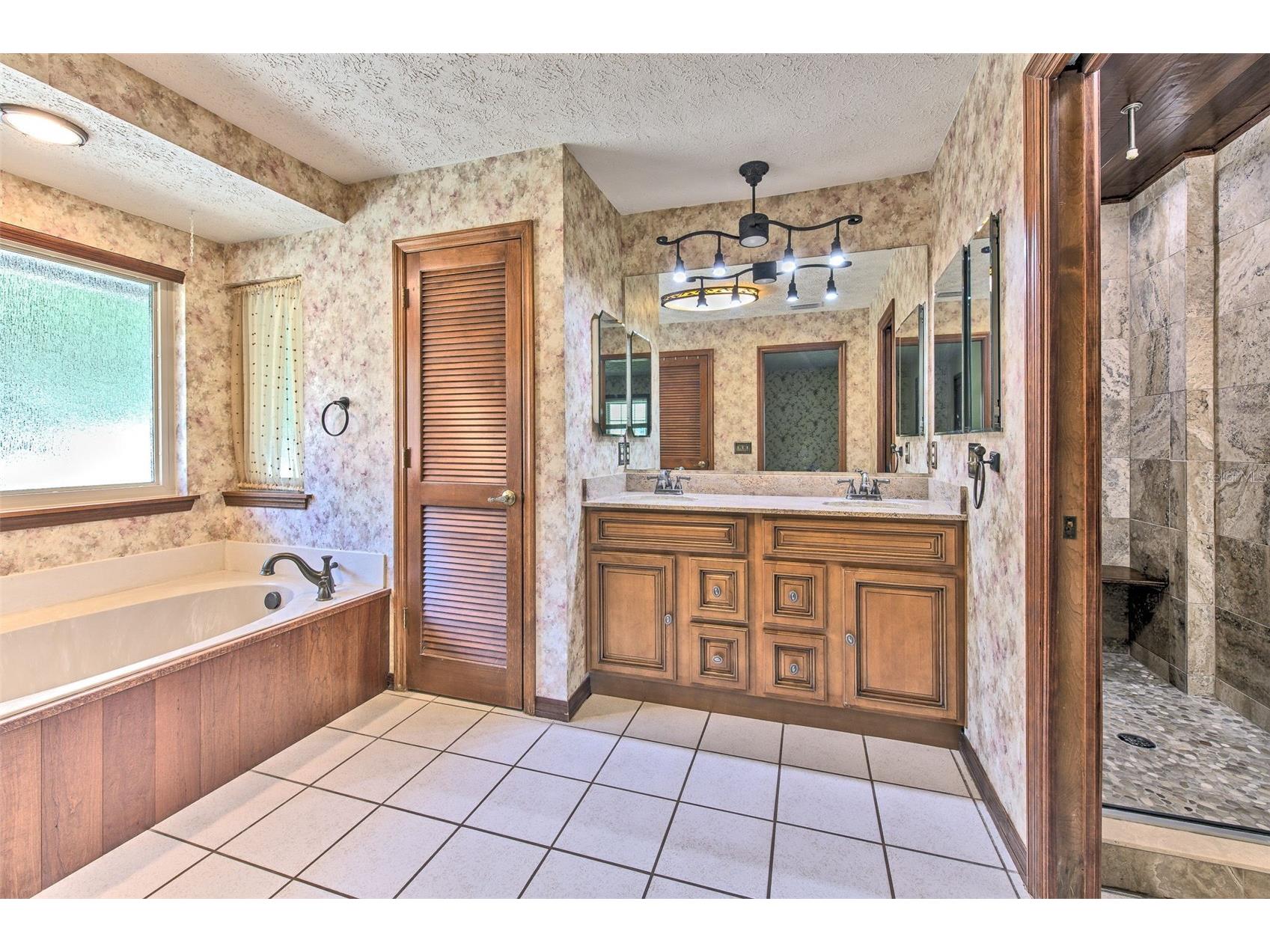 2102 Whitlock Place Dover FL 33527 TB8519690 image20