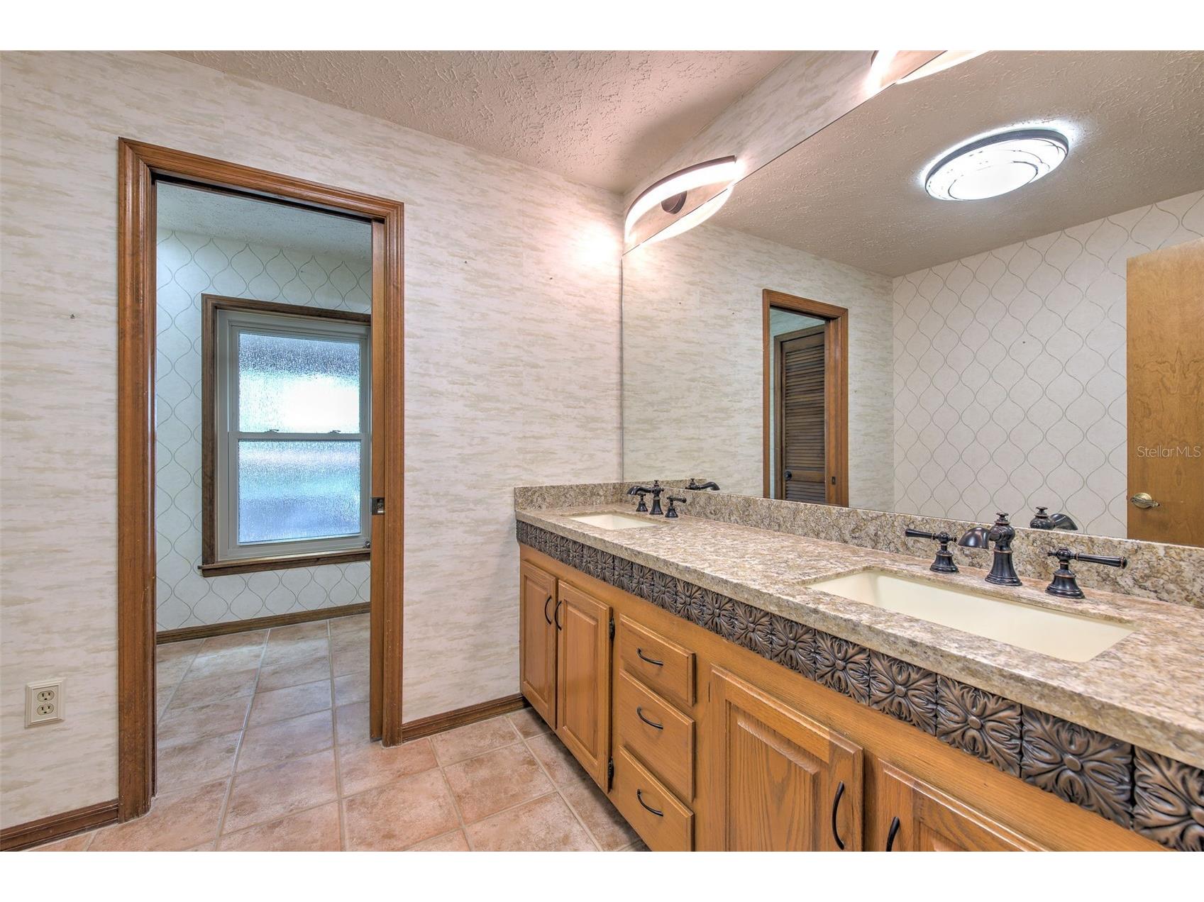 2102 Whitlock Place Dover FL 33527 TB8519690 image24