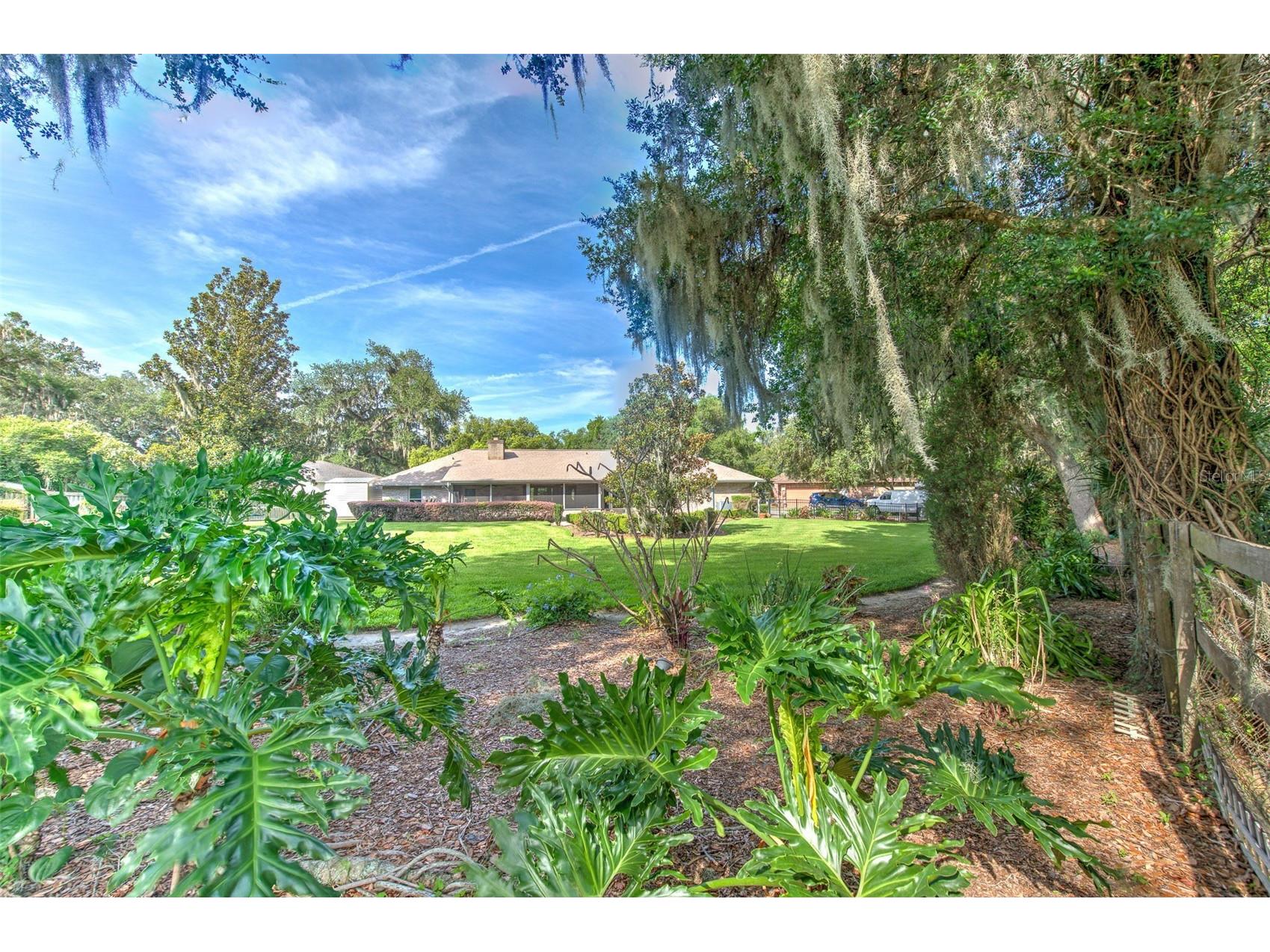 2102 Whitlock Place Dover FL 33527 TB8519690 image35