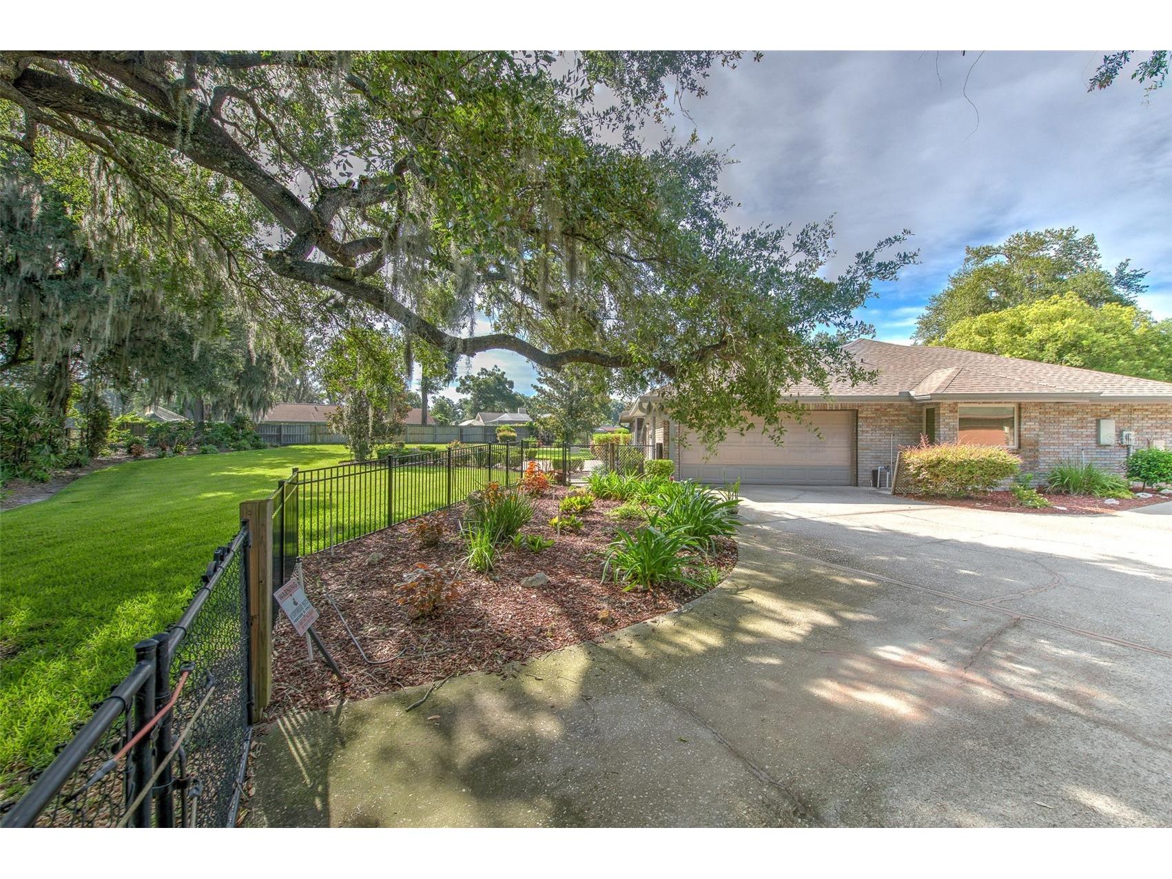 2102 Whitlock Place Dover FL 33527 TB8519690 image42