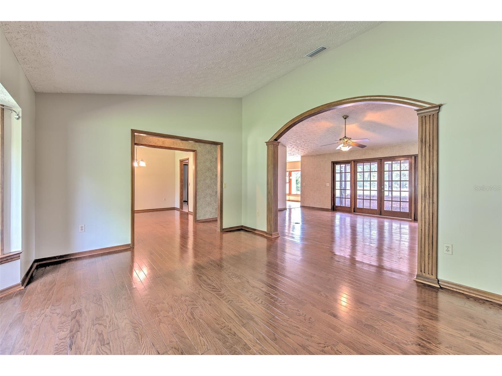 2102 Whitlock Place Dover FL 33527 TB8519690 image9