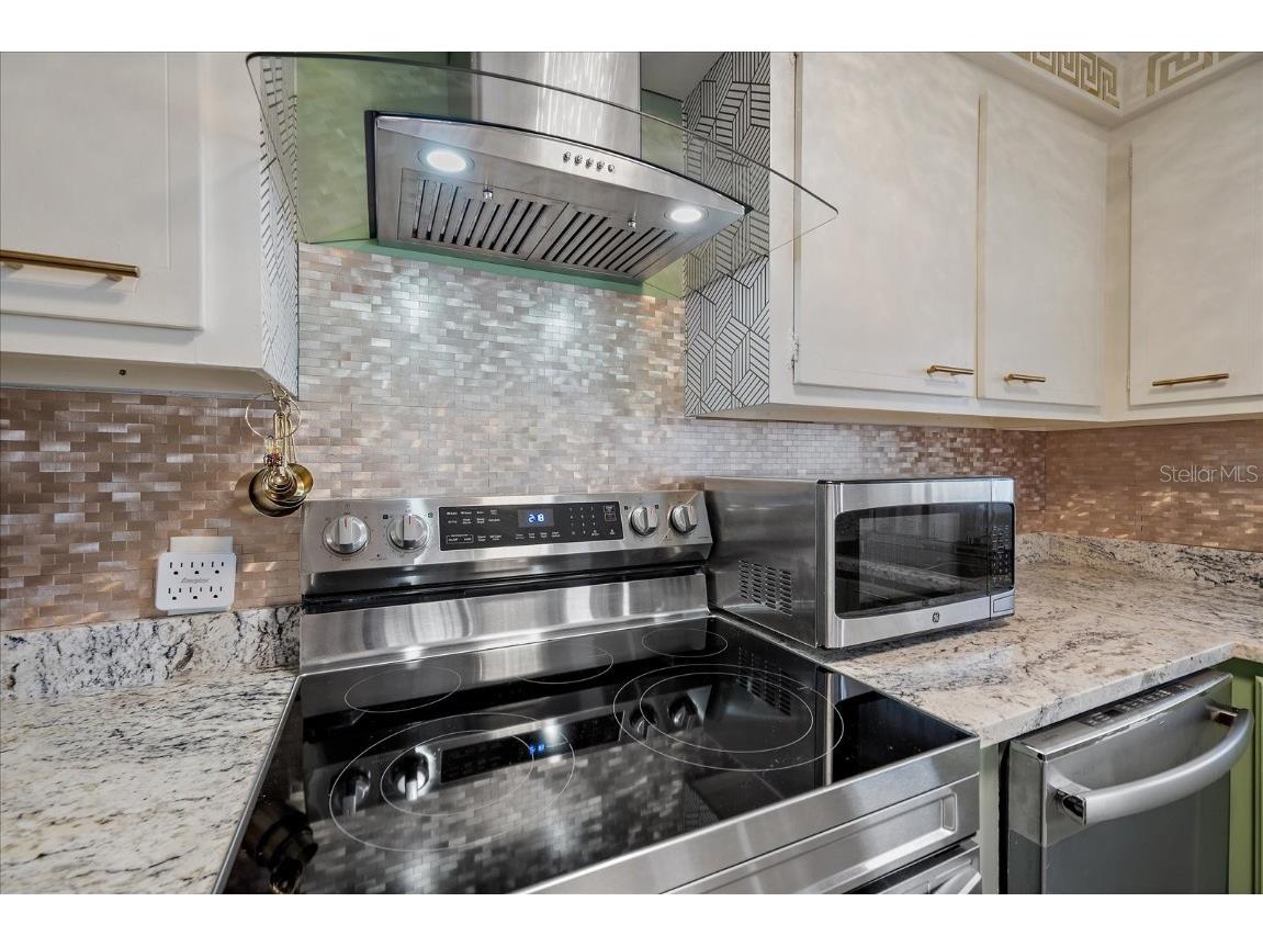 2103 18th Street W Bradenton FL 34205 A4637374 image4