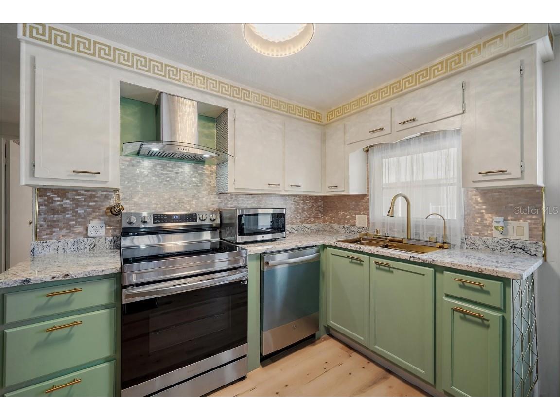 2103 18th Street W Bradenton FL 34205 A4637374 image5