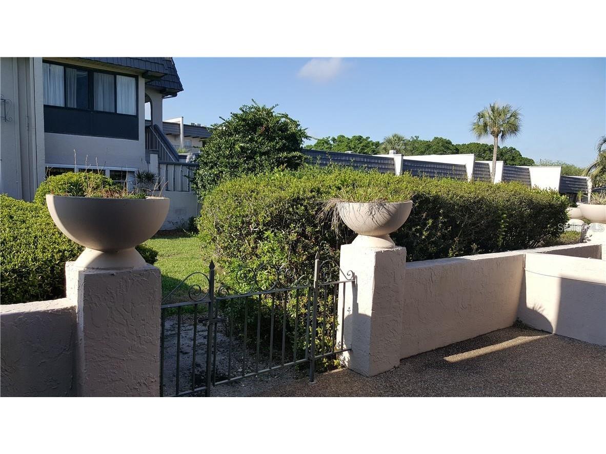 2103 Cordova Grn #2103 Seminole FL 33777 TB8456098 image17